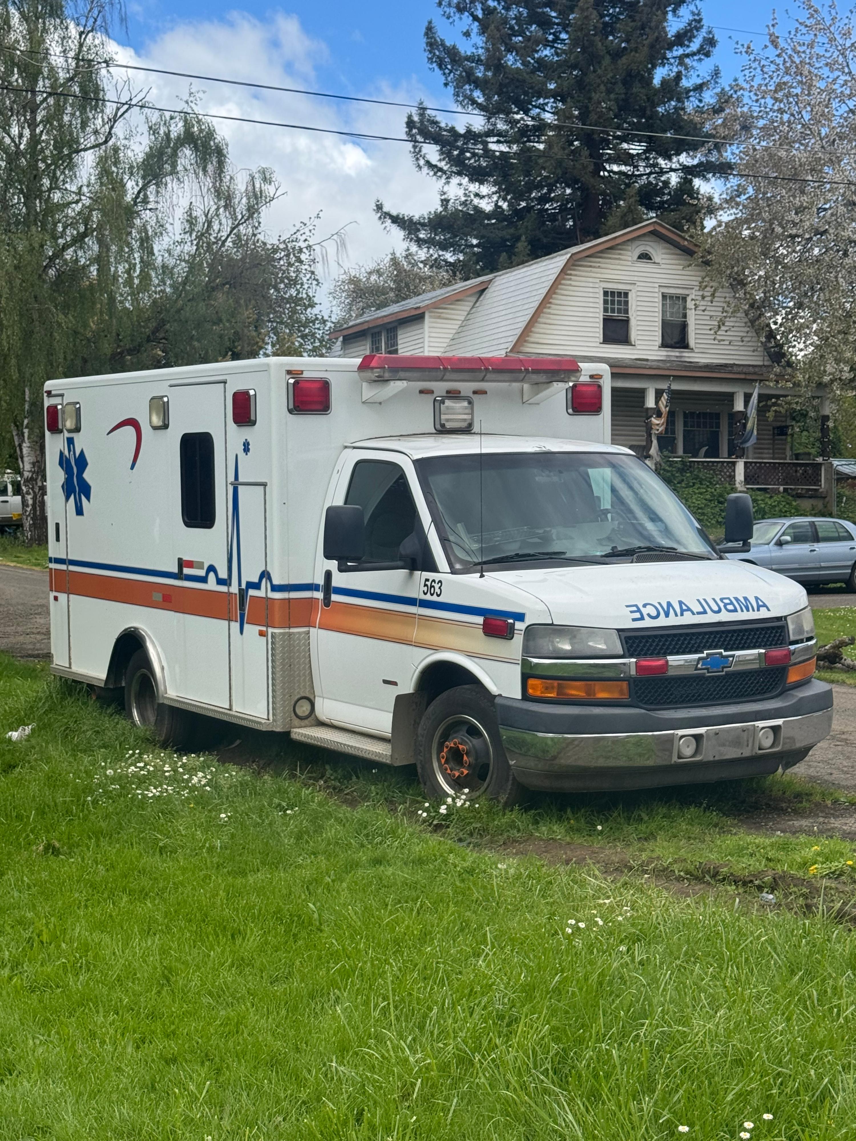 2006 Horton Ford Type III Ambulance - image 7