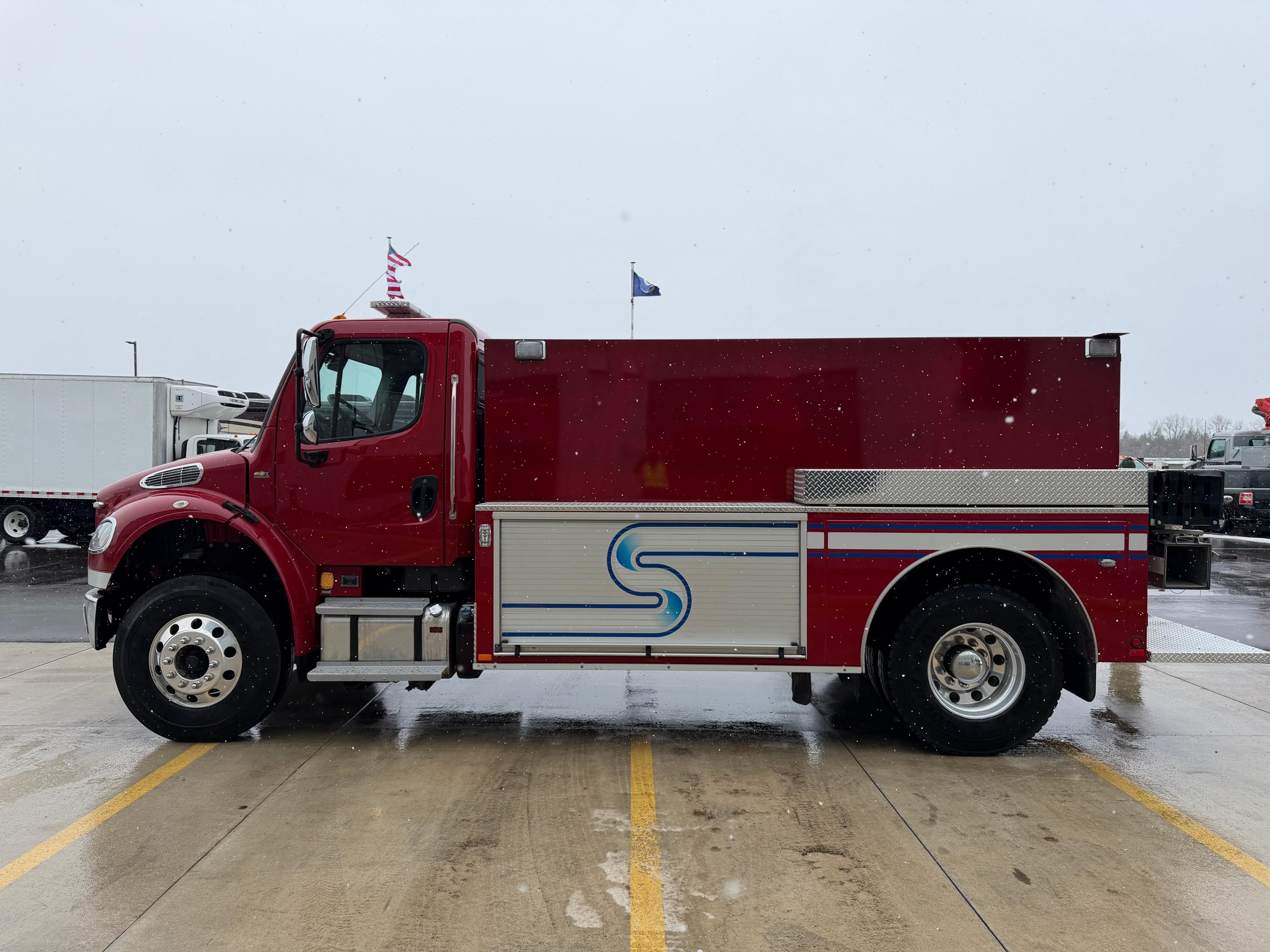 2014 Danko Freightliner Pumper Tanker - image 2