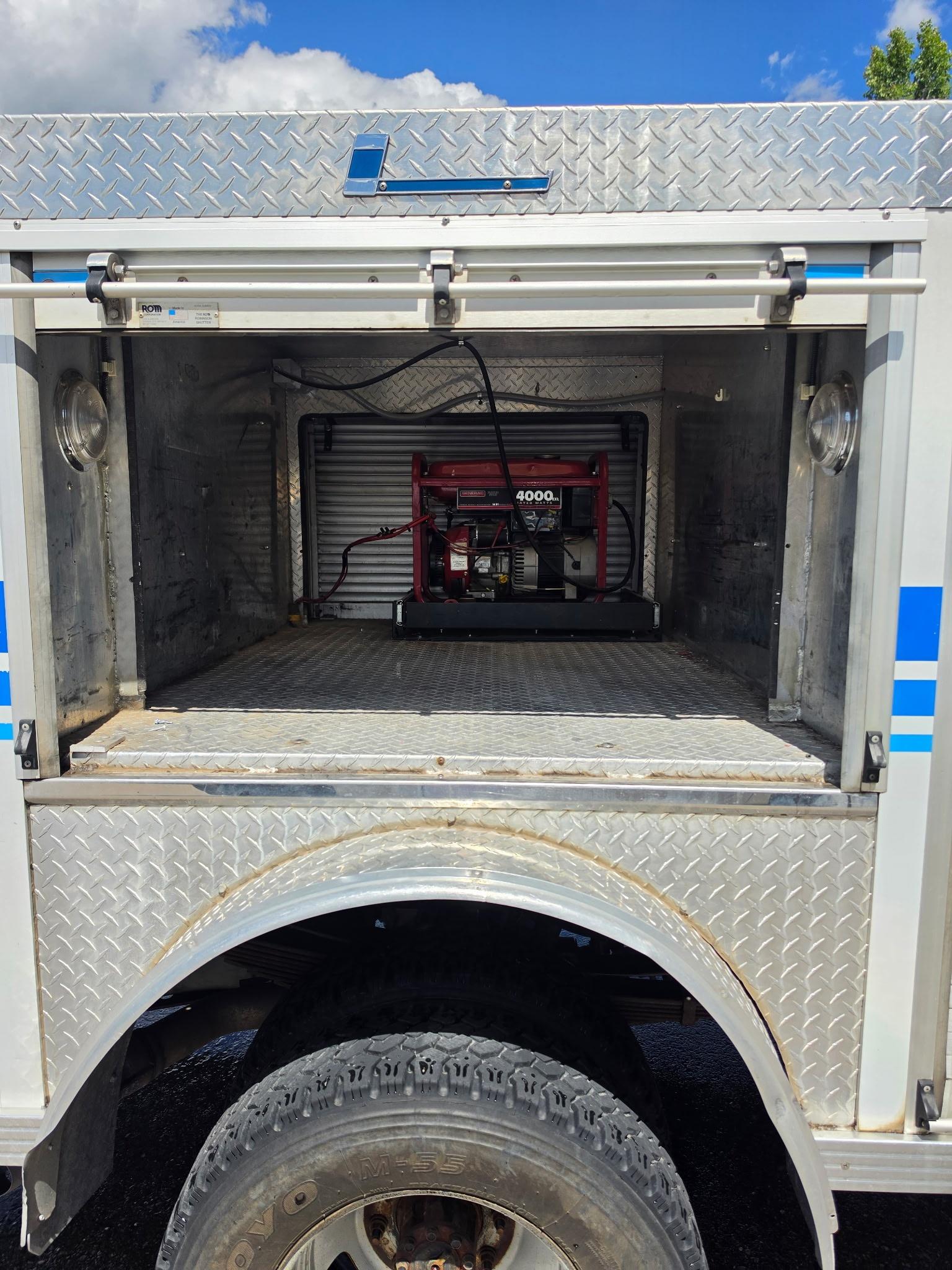 2008 Ford 4x4 Light Rescue - image 13