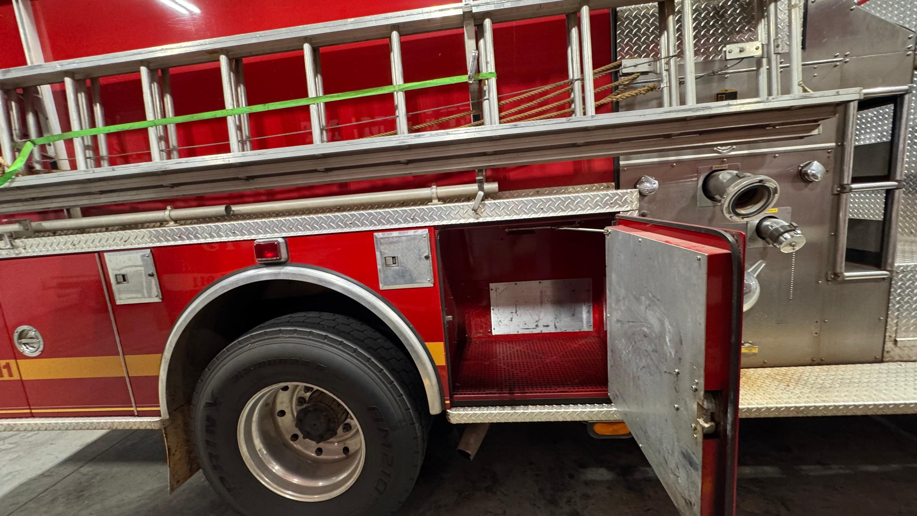 1993 KME Freightliner Pumper - image 16