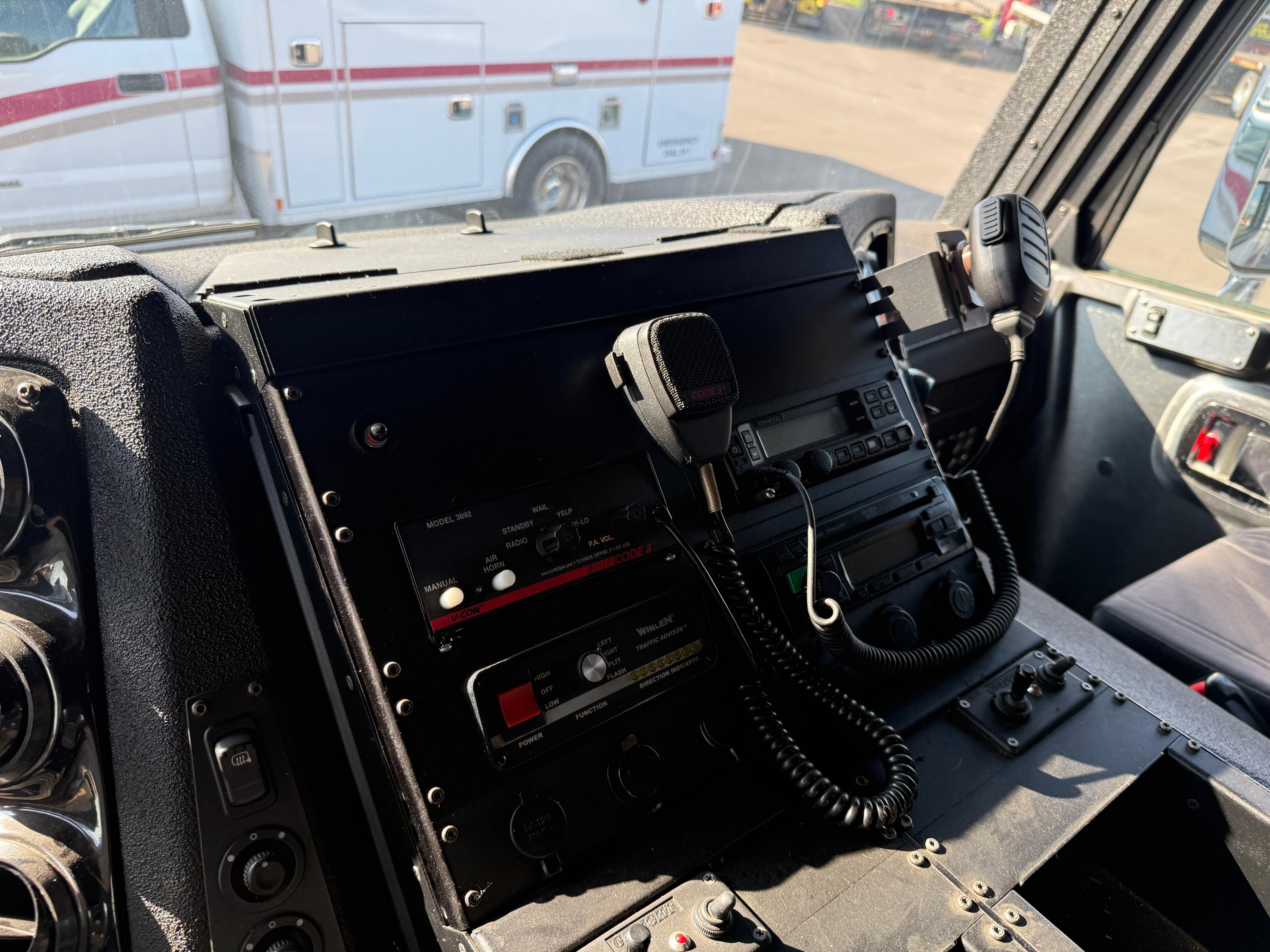 2015 Rosenbauer COMMANDER Pumper - image 28