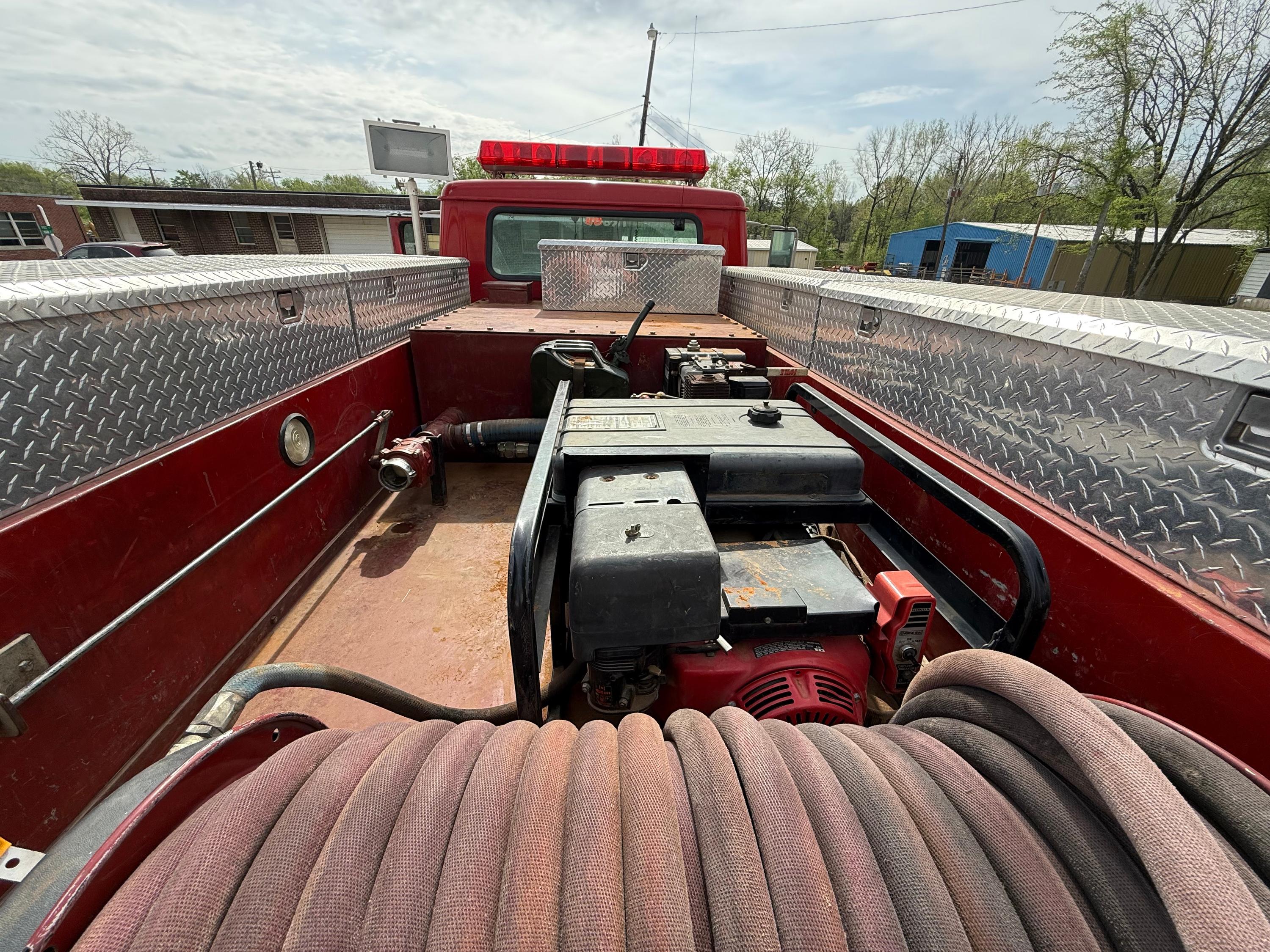1998 International 4700 Brush Truck - image 14