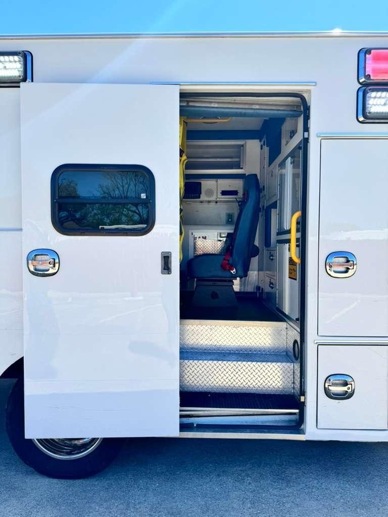2016 Braun Ford Type I Ambulance - image 21