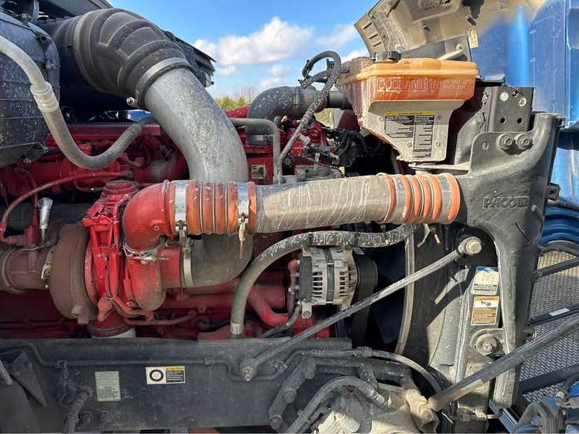 2014 Peterbilt Septic — photo 8
