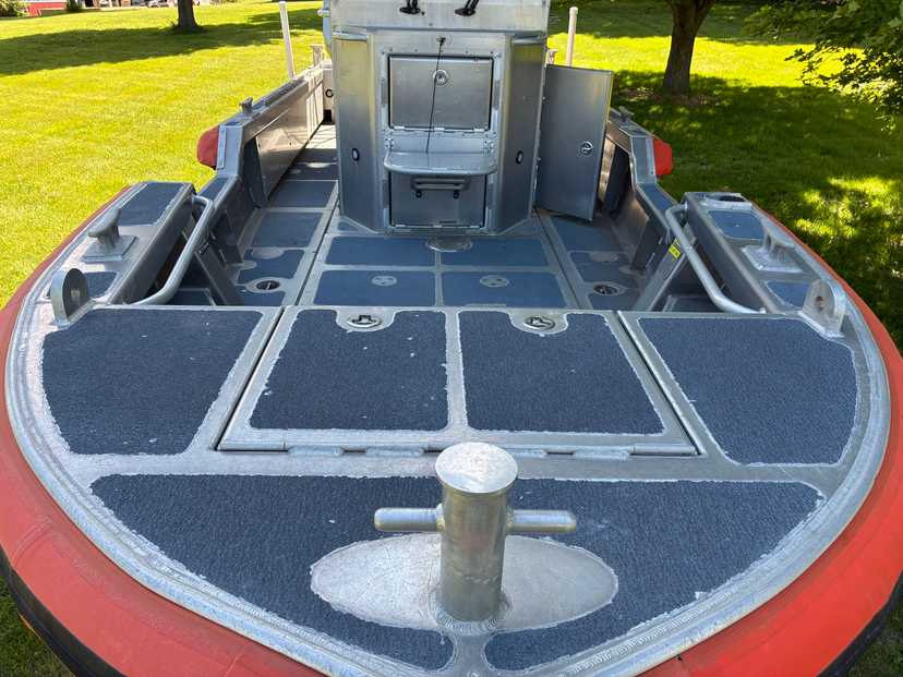 2010 Metal Shark Relentless / USCG Patrol Response Boat — photo 7