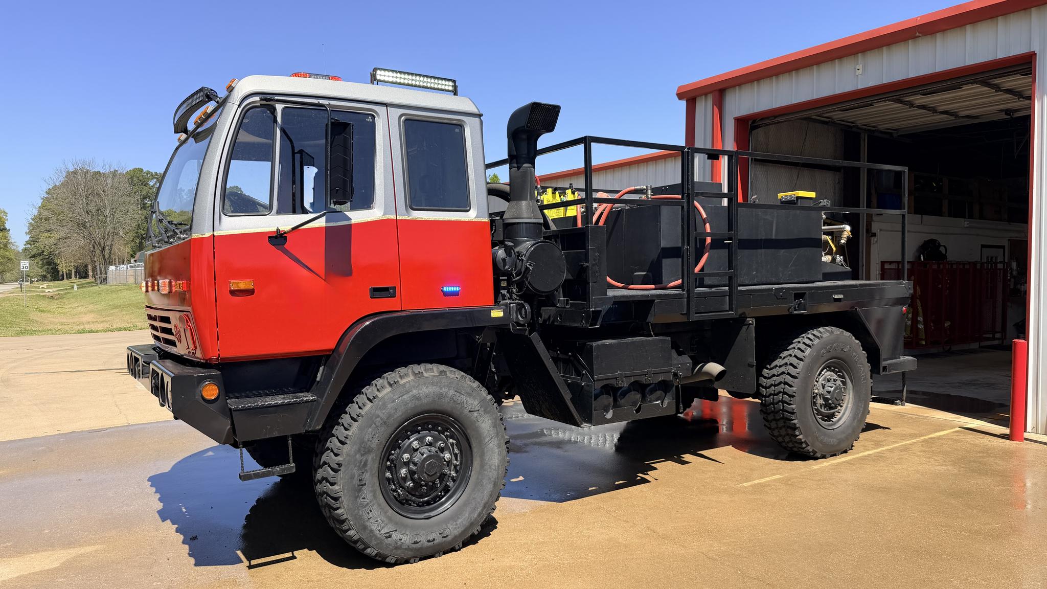 2003 S&S M1087A1 Wildland Unit - image 1