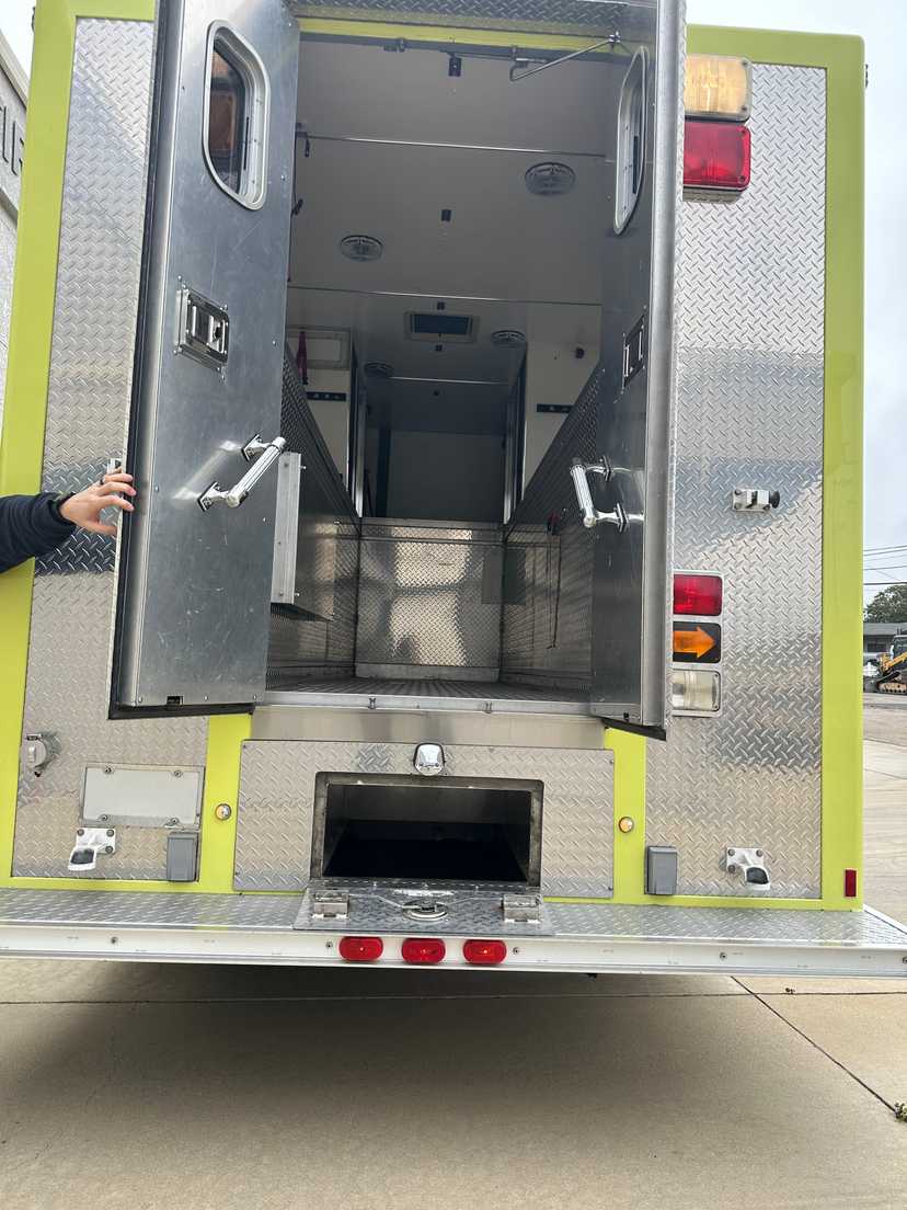 1995 E-One International Light Rescue — photo 7