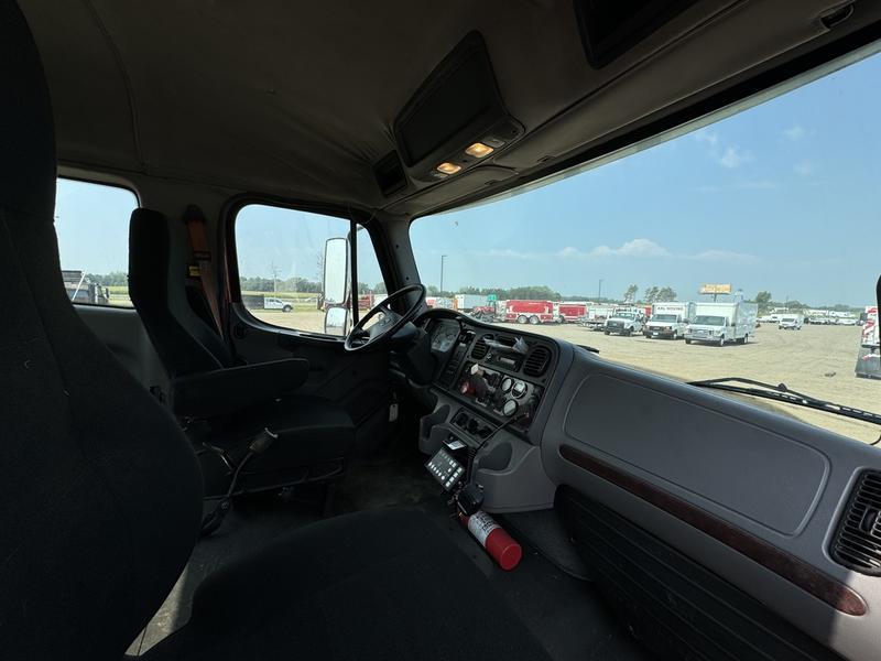 2012 Toyne Freightliner Pumper Tanker - image 12