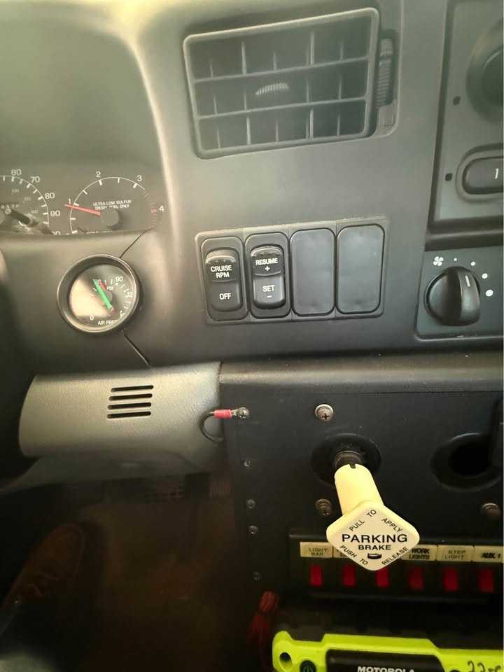 2008 Ford F-750 4x4 Brush Truck — photo 6