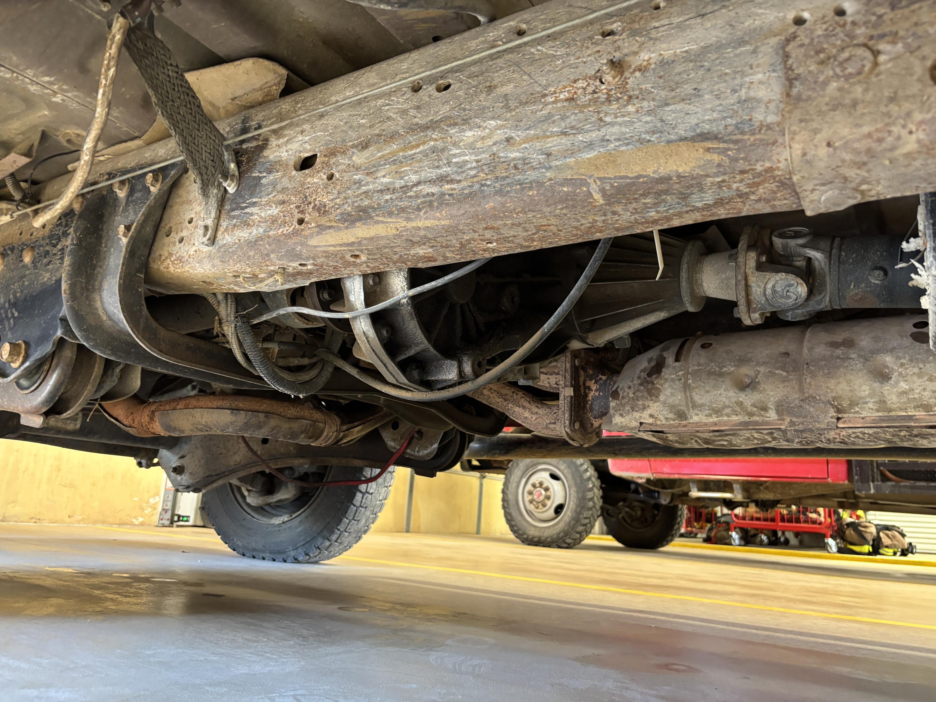 2005 Ford F-550 4x4 Brush Truck - image 28