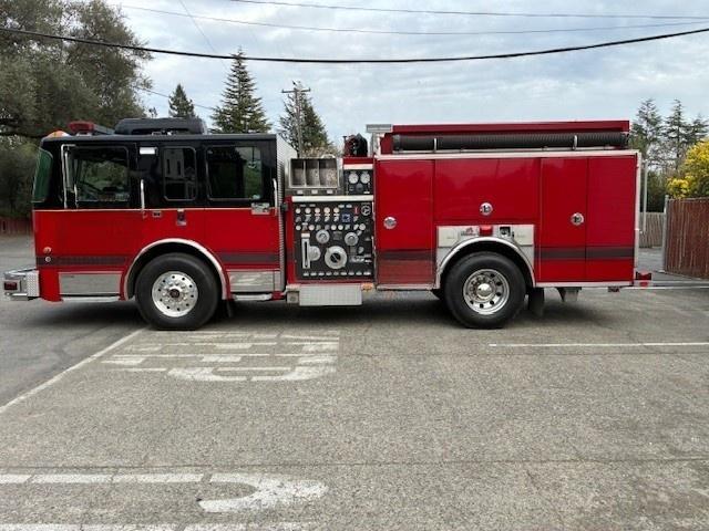2002 Ferrara Spartan Pumper - image 3