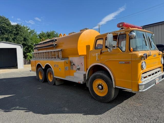 1985 Ford Pumper Tanker - image 3