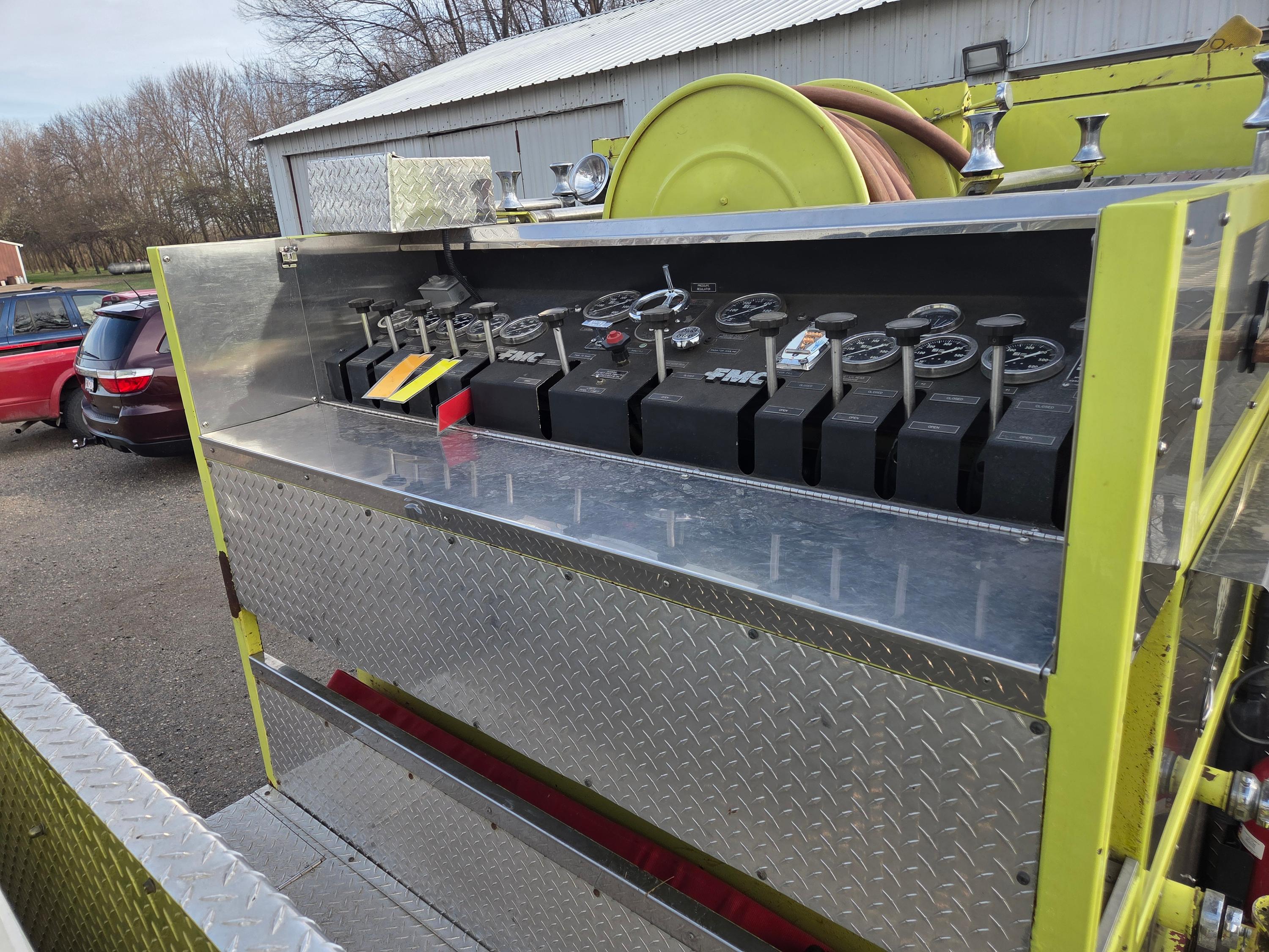 1986 GMC Pumper - image 6