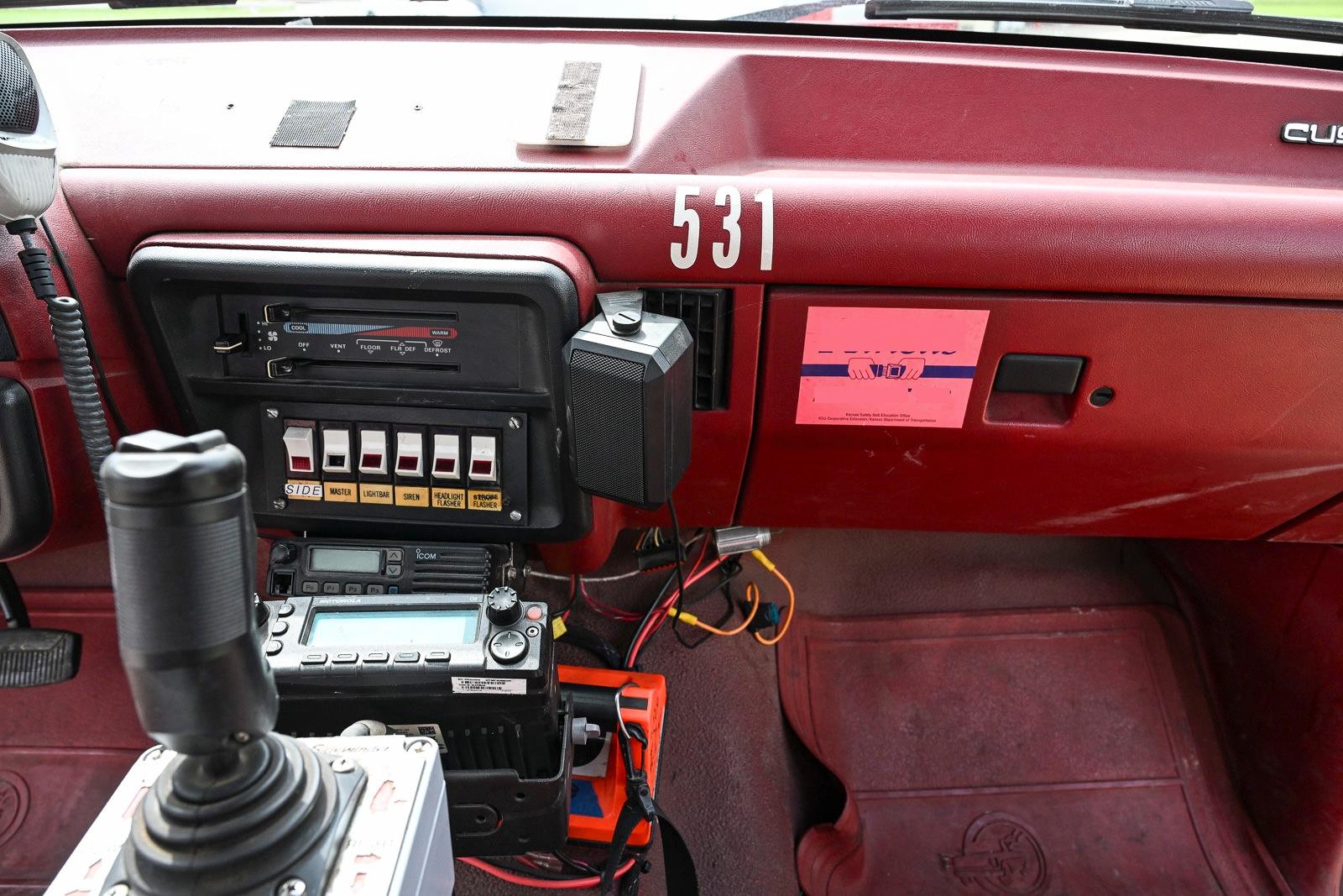 1990 Ford F350 4x4 Brush Truck - image 71
