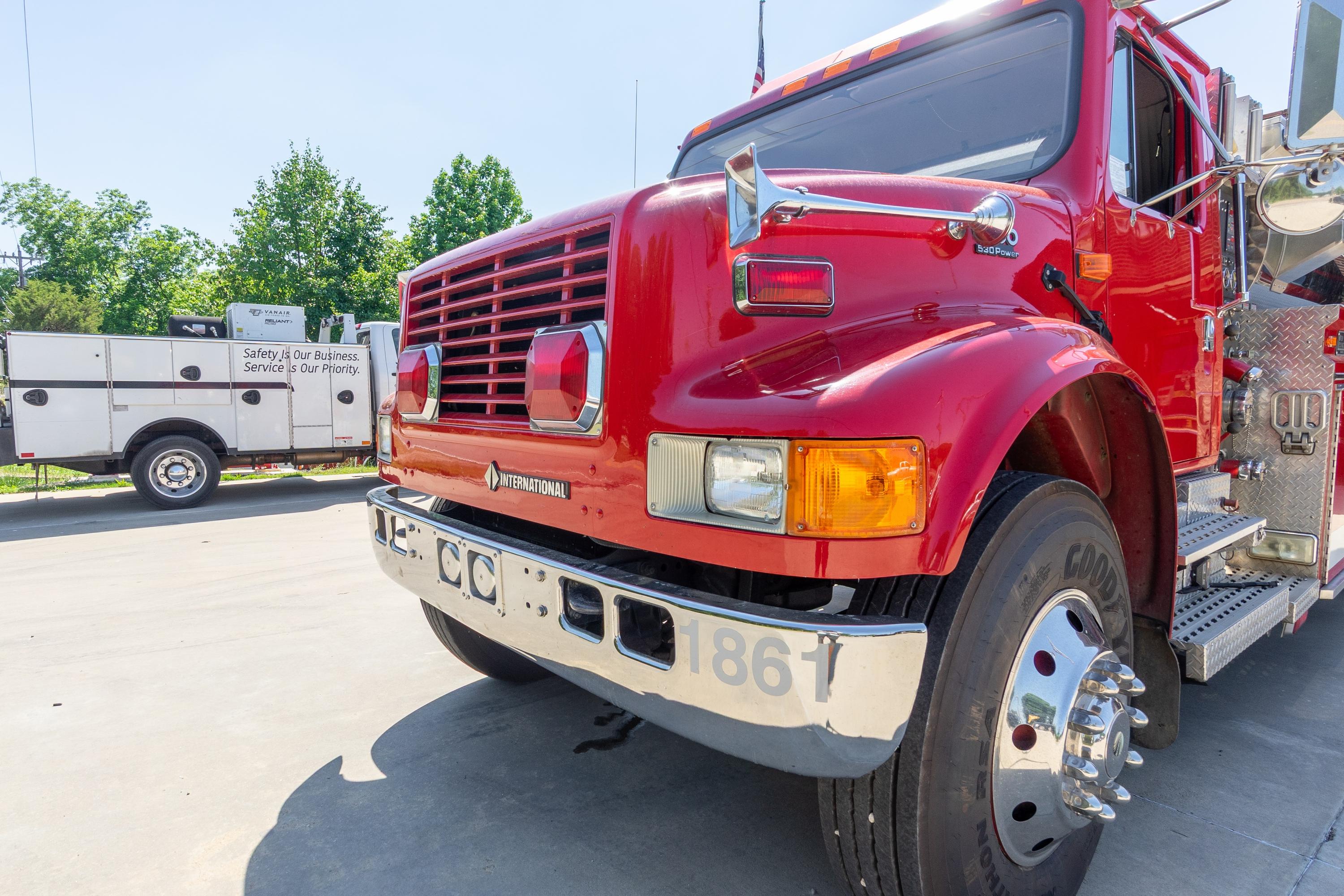 2001 New Lexington International Tanker - image 40