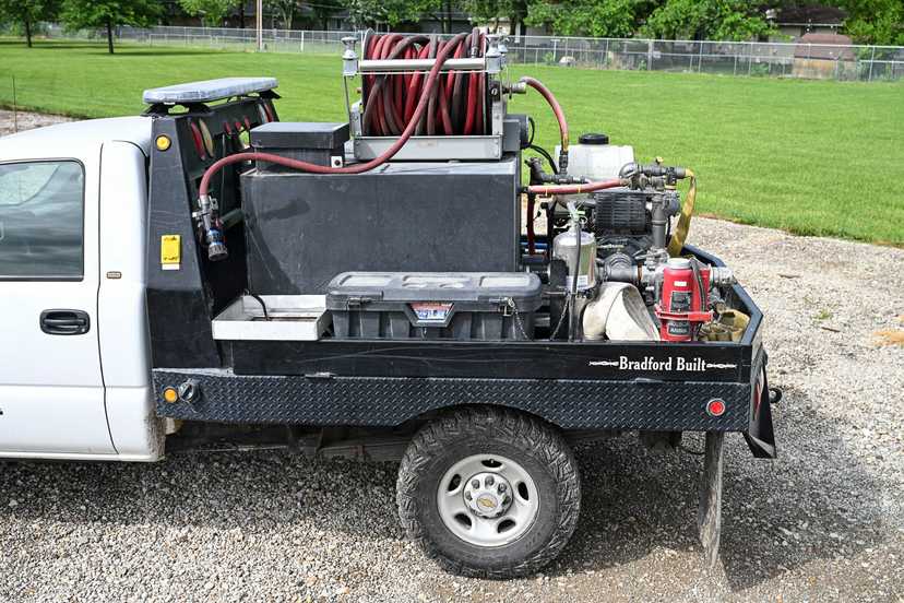 2003 Chevrolet 2500HD 4x4 Brush Truck — photo 5