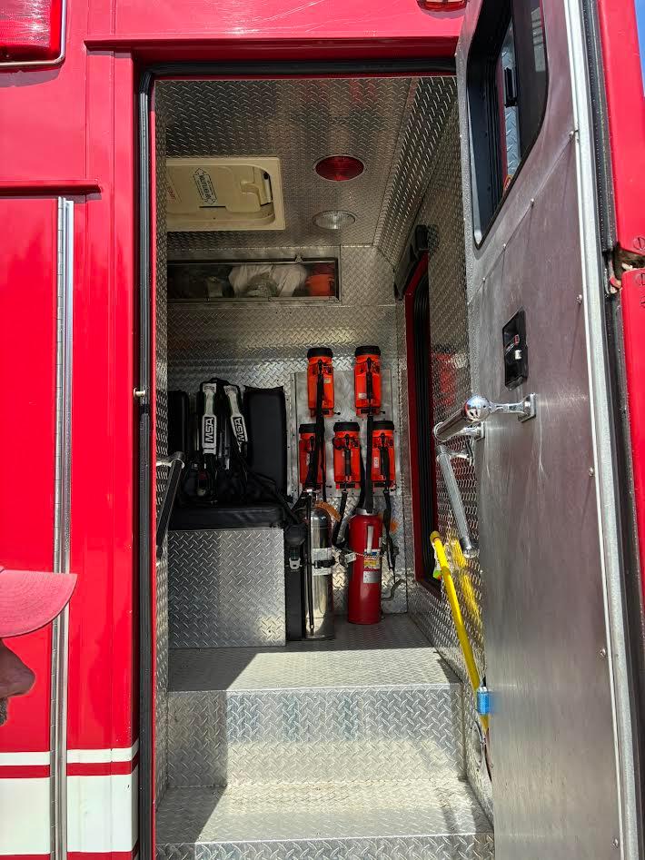 1998 4 Guys Ford Medium Rescue - image 23