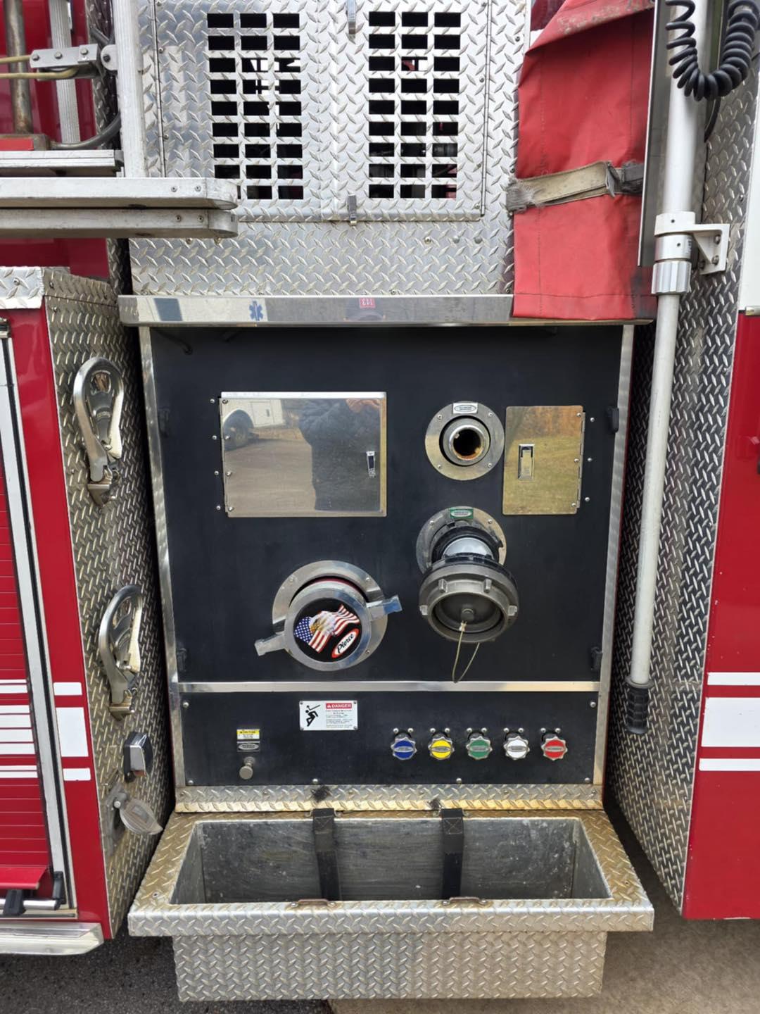 2001 Pierce Saber Pumper - image 13