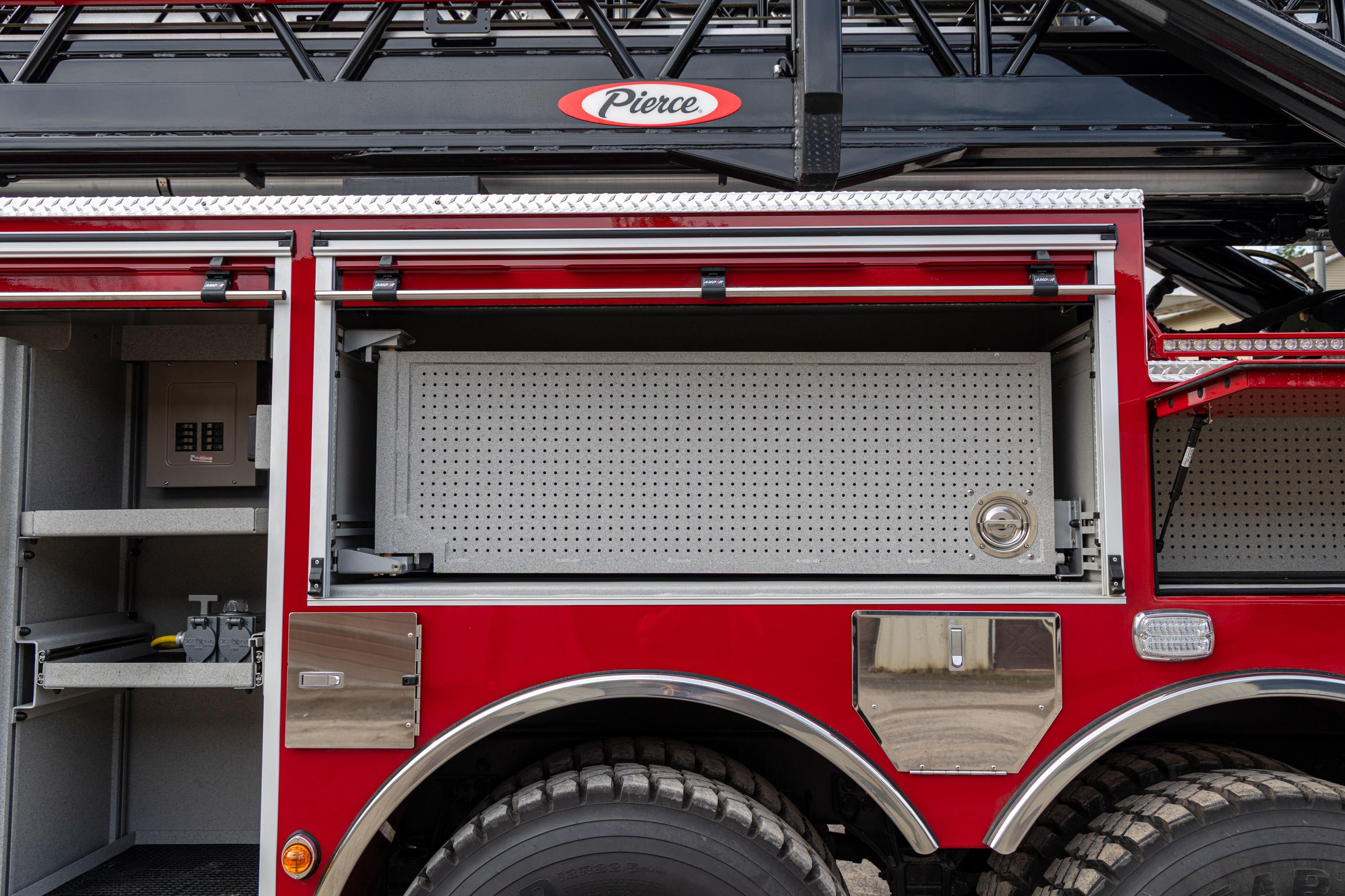 2025 Pierce Enforcer 100' Quint - image 43