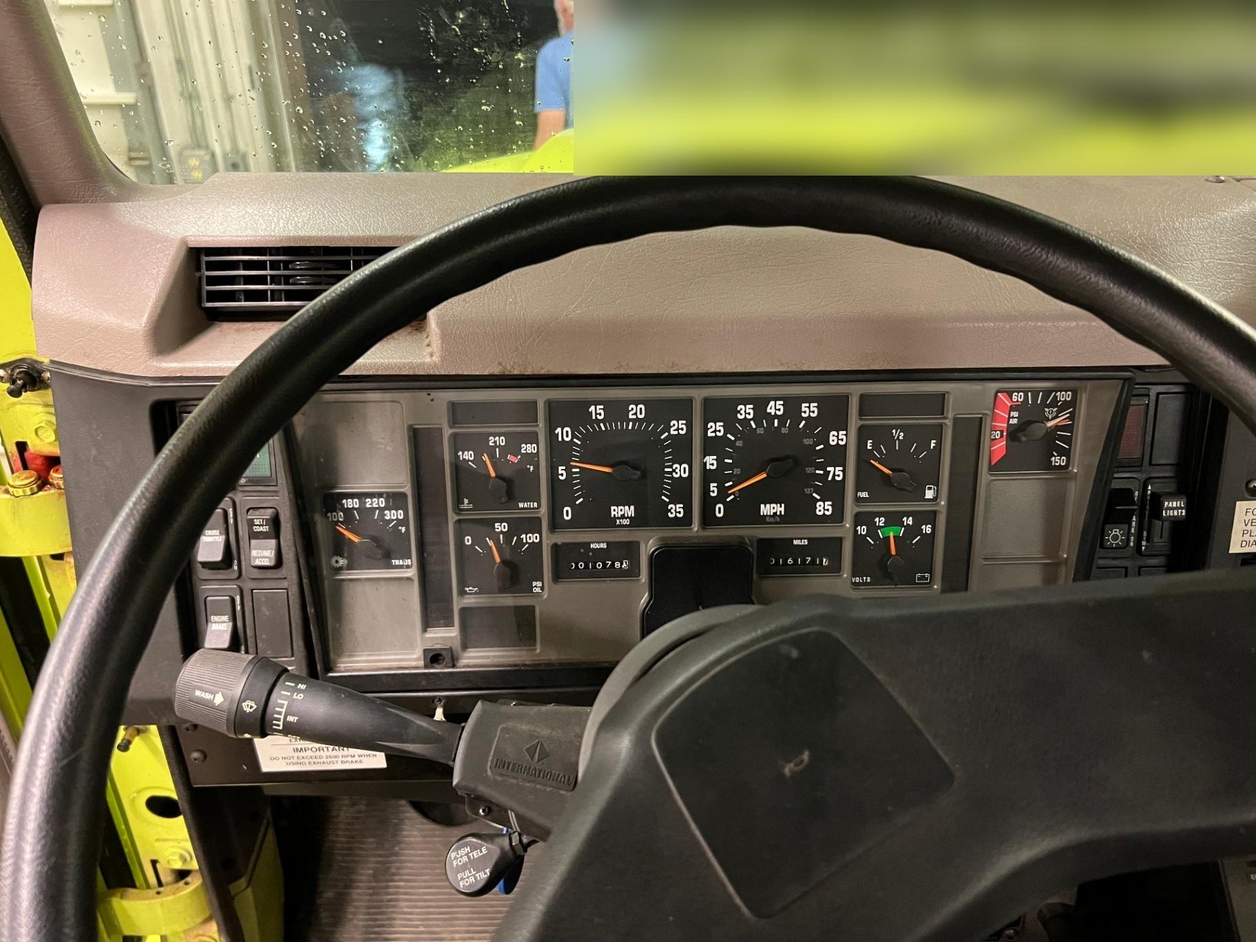 2001 Ferrara International Pumper - image 29
