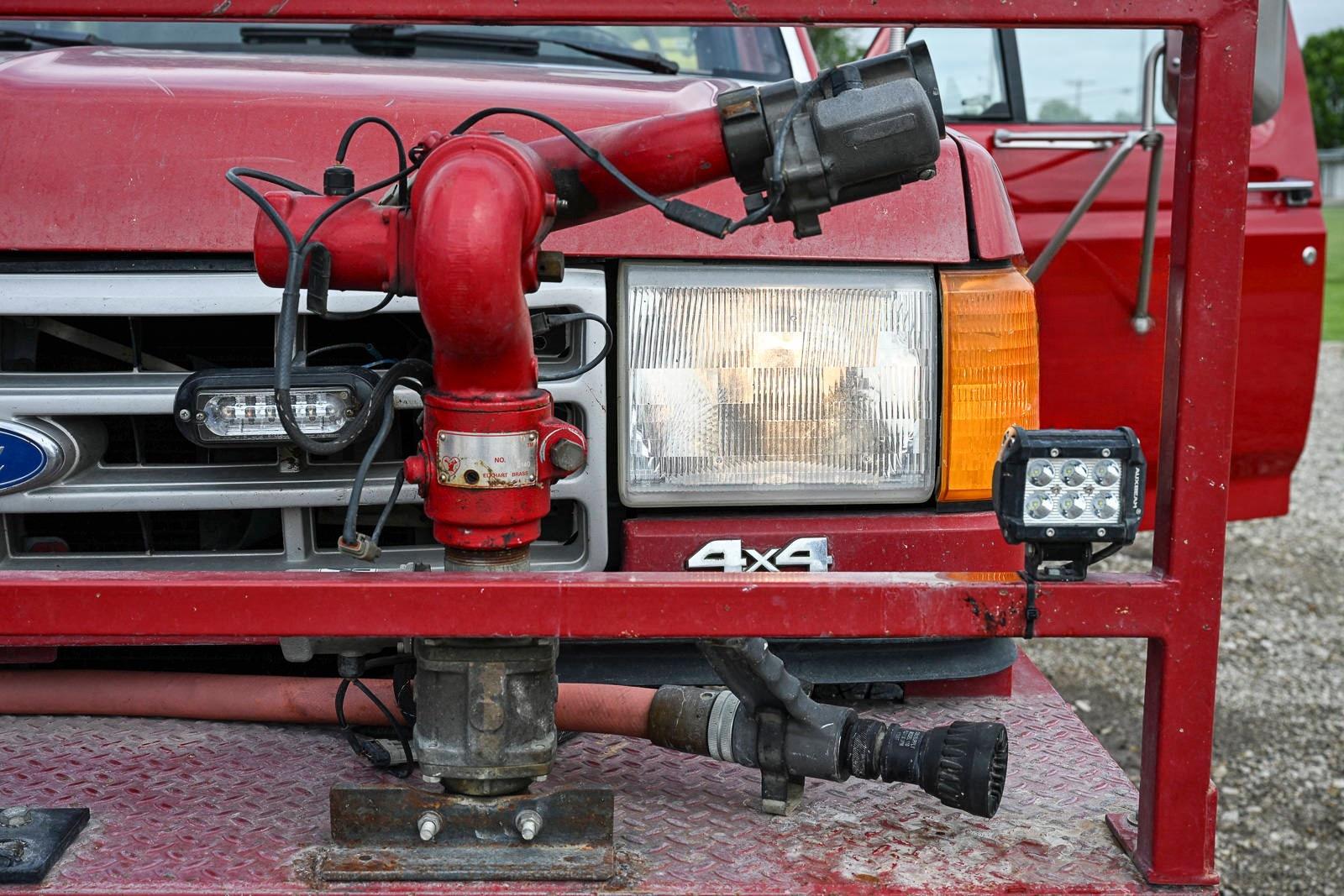 1990 Ford F350 4x4 Brush Truck - image 12