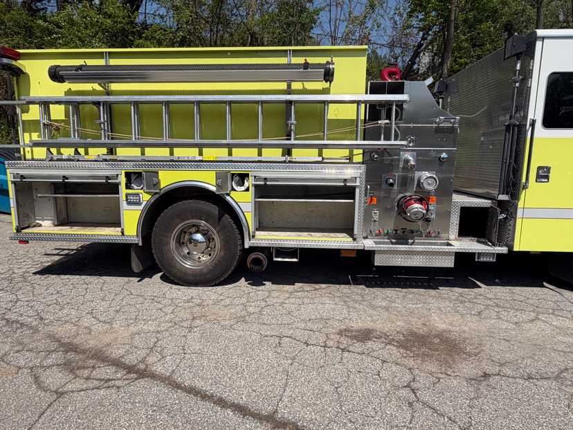 2002 KME Panther Pumper — photo 5
