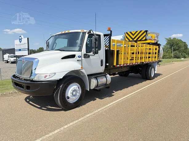 2020 International MV Scorpion II Attenuator Truck