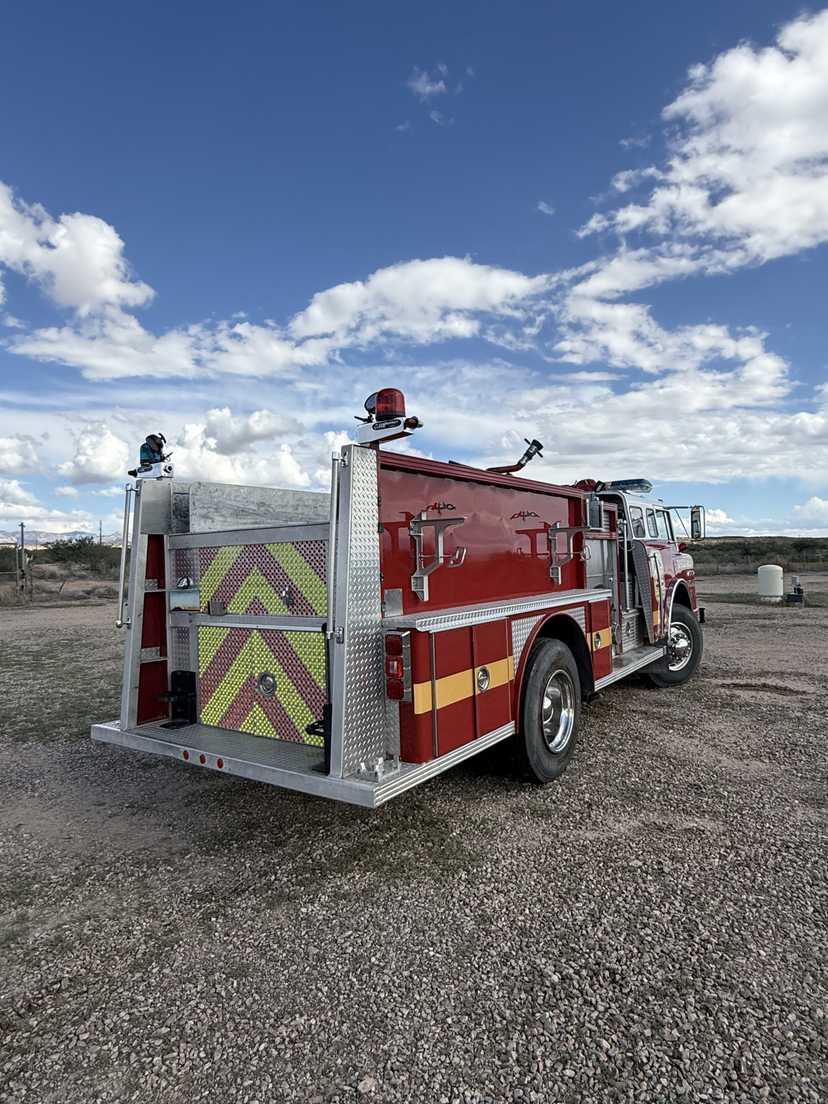1986 E-One Ford Pumper — photo 6