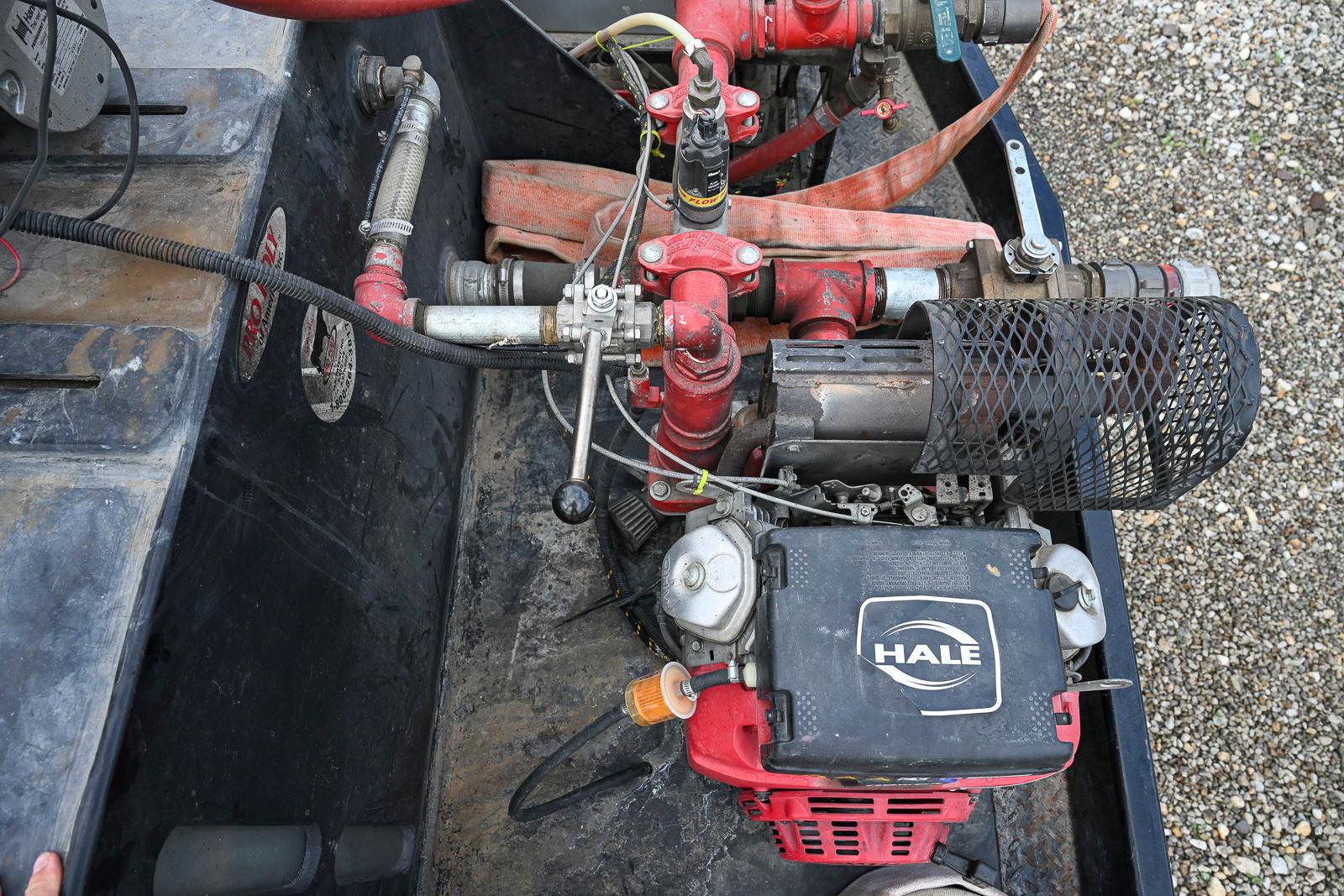 2001 Chevrolet 2500HD 4x4 Brush Truck - image 50