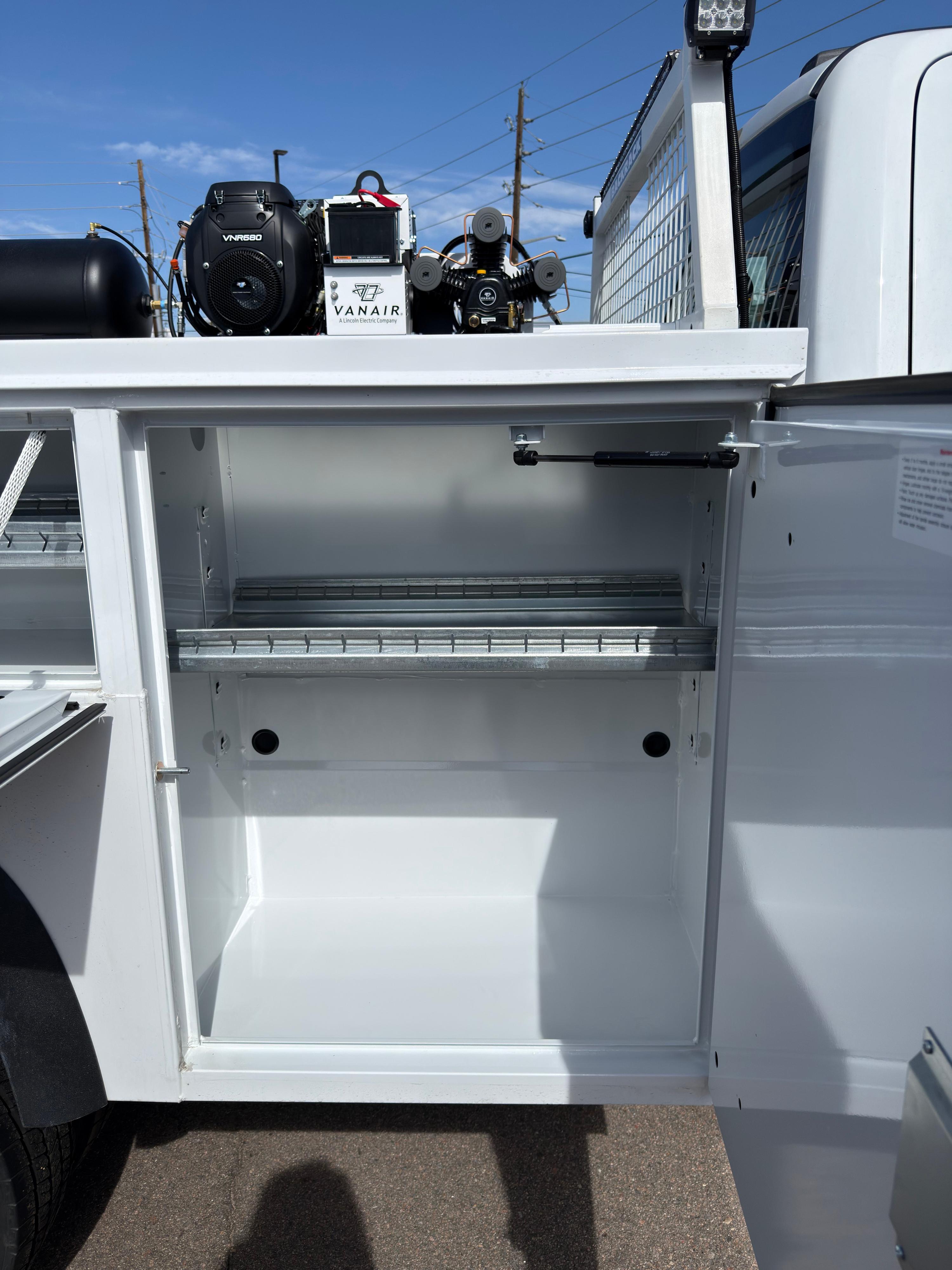2024 Ford F-450 4x4 Welding Work Truck - image 14