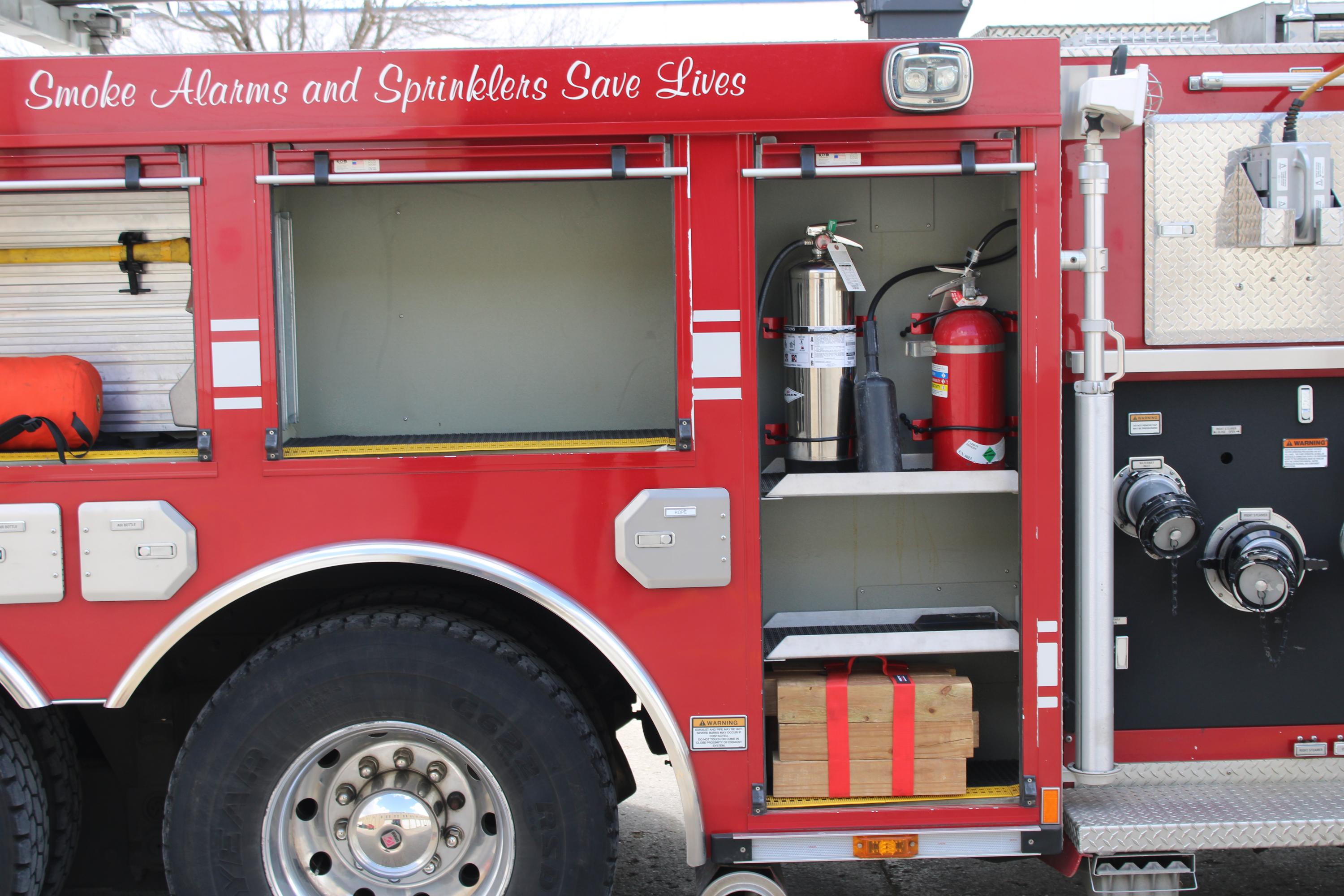2013 Spartan Sirius MFD 105' Quint - image 12
