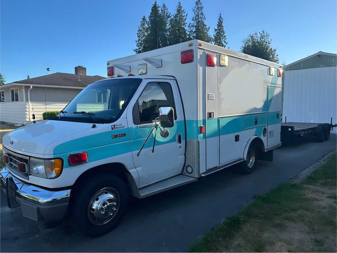 1995 Road Rescue Ford Ambulance