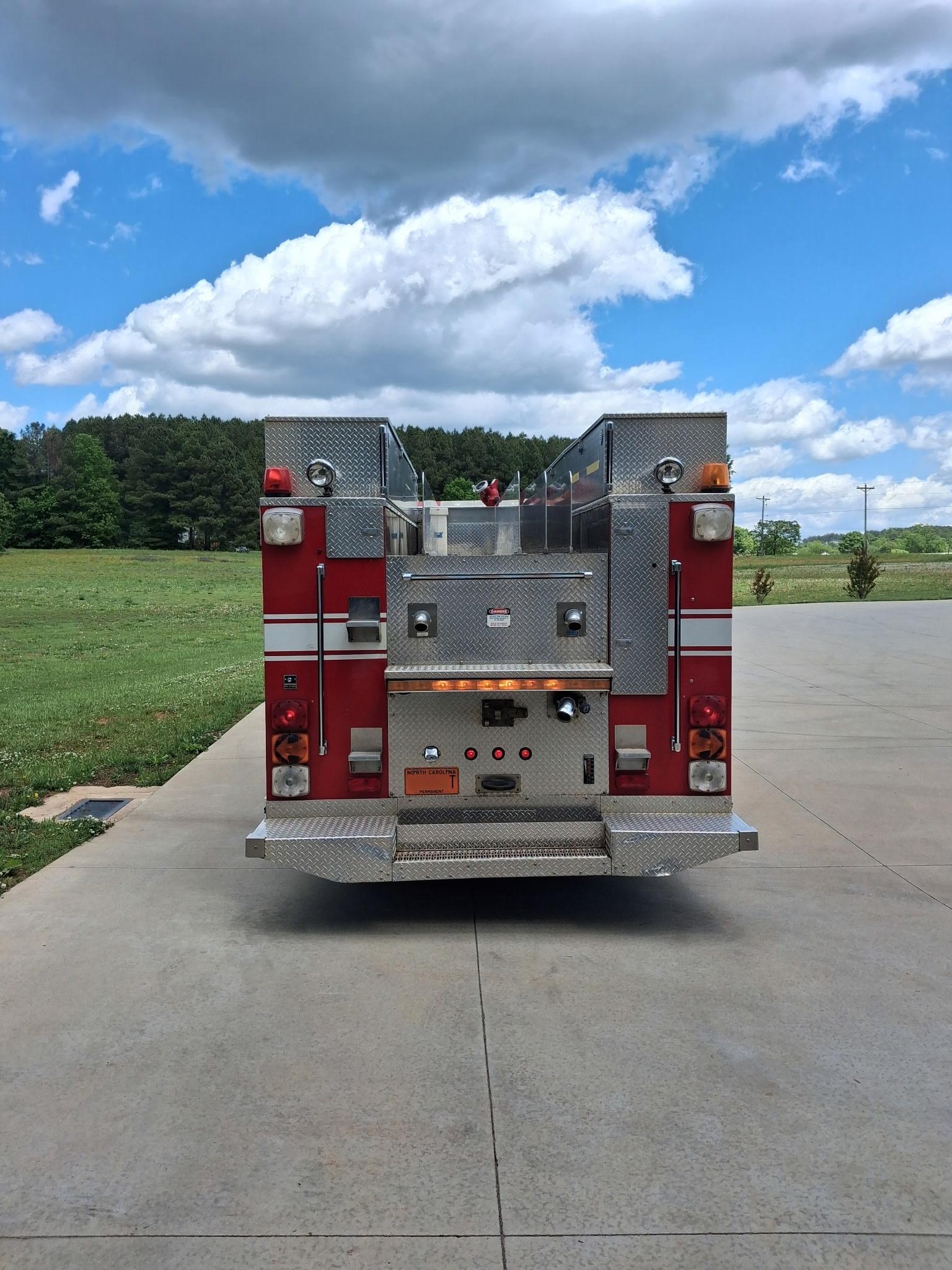 2001 Central States HME Pumper - image 9