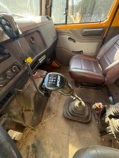 1997 International 4700 Dump Truck - image 8