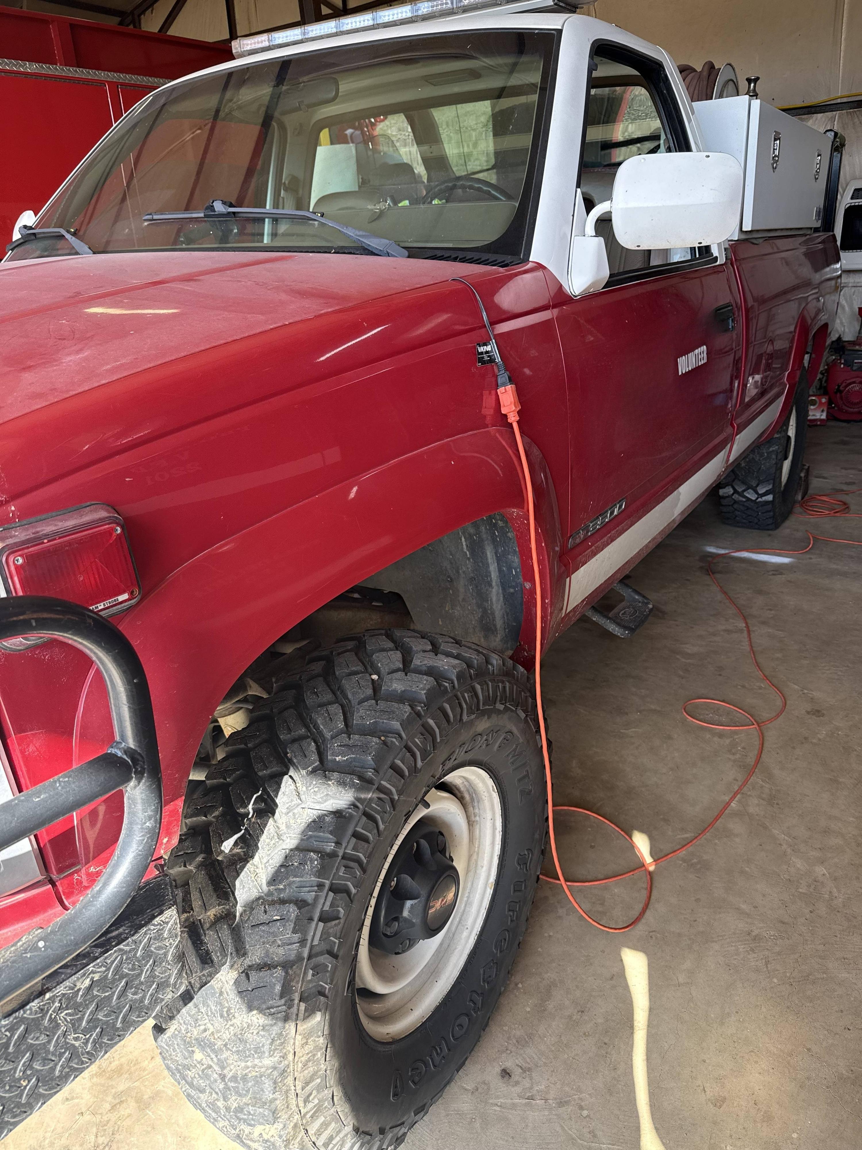 1993 GMC 3500 Brush Truck - image 3