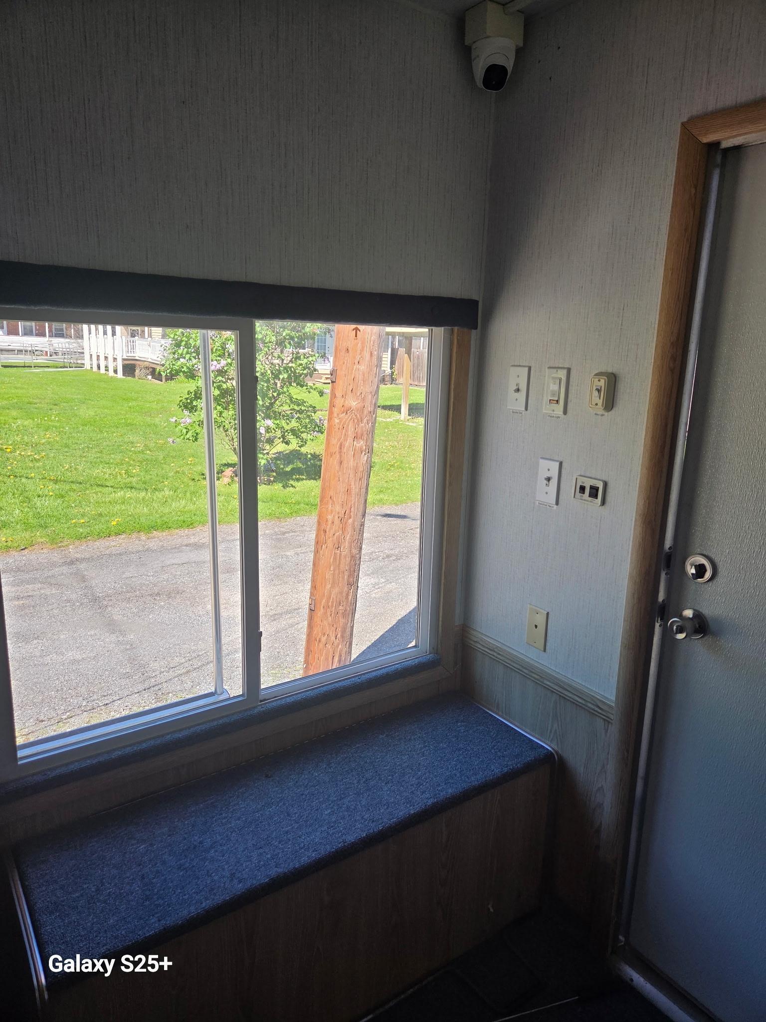 2010 Scotty Command Trailer - image 10