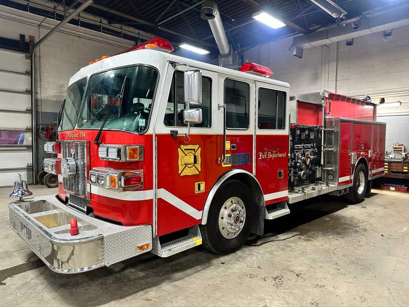 2001 Sutphen Monarch Pumper