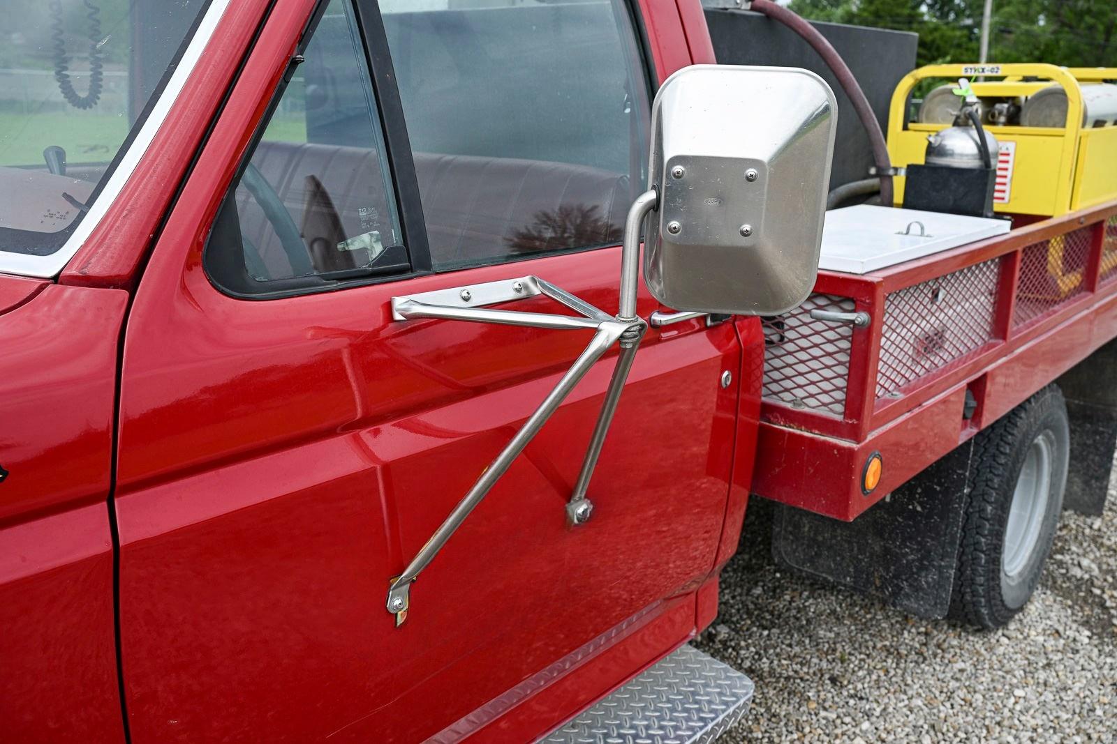 1990 Ford F350 4x4 Brush Truck - image 11