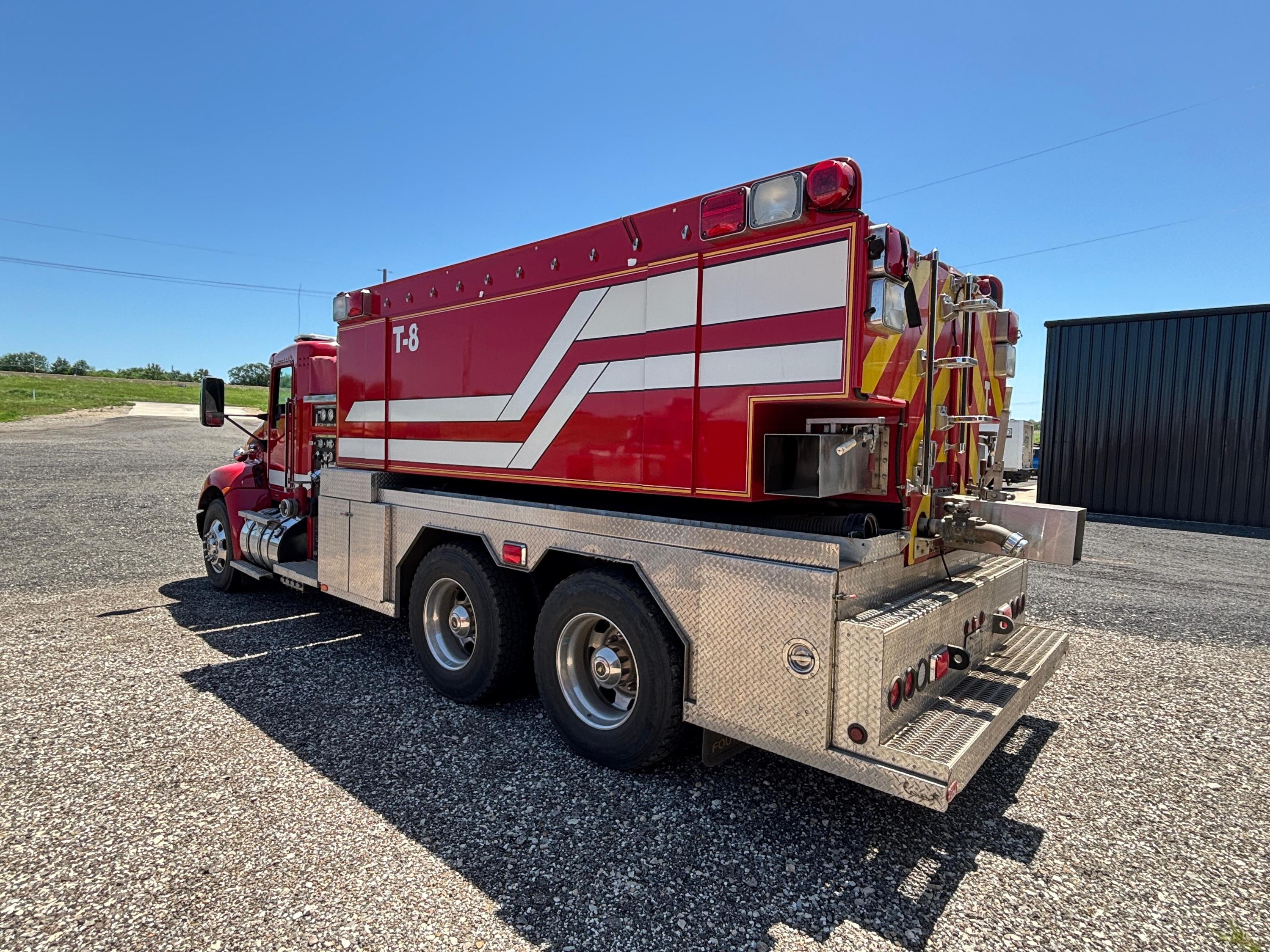 2011 Fouts Brothers Kenworth Pumper Tanker - image 2