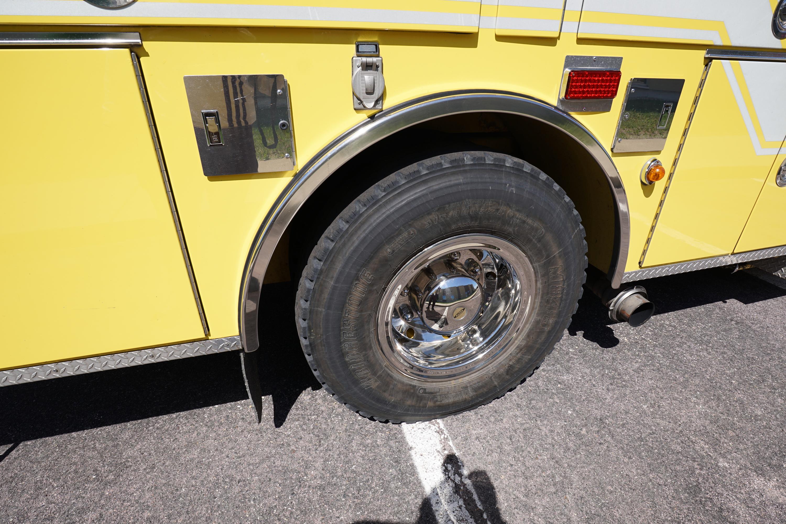1995 Pierce Saber Pumper - image 86