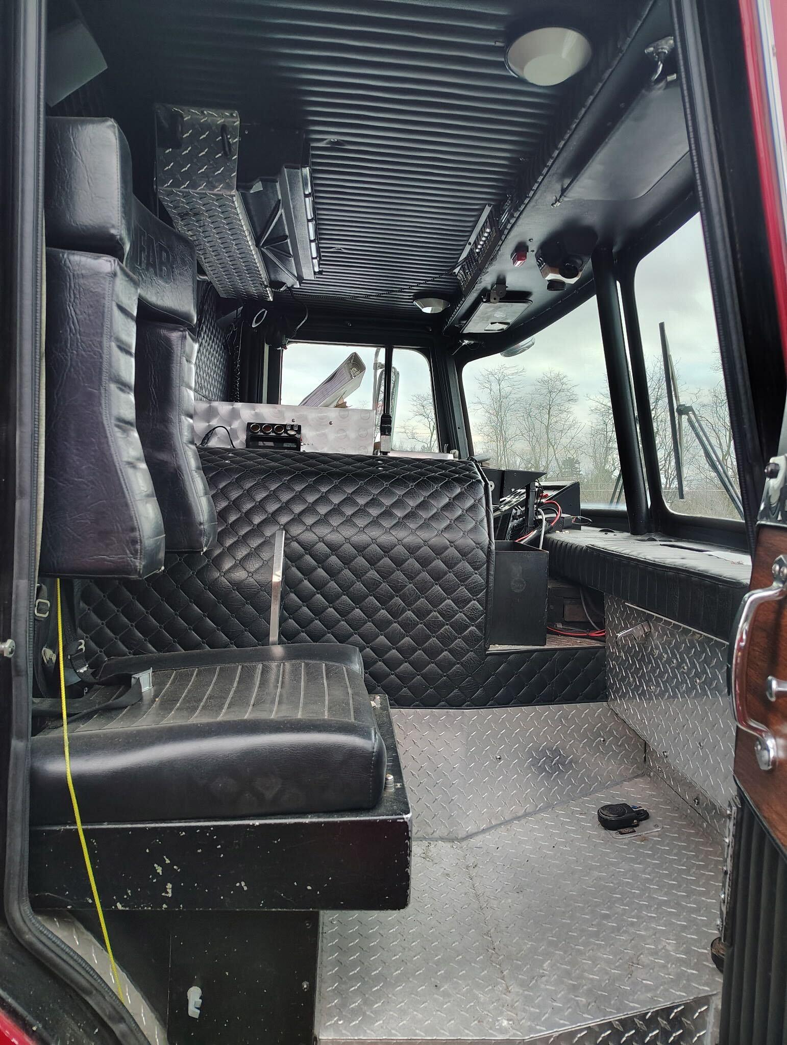 1989 Pemfab Imperial Heavy Rescue - image 7