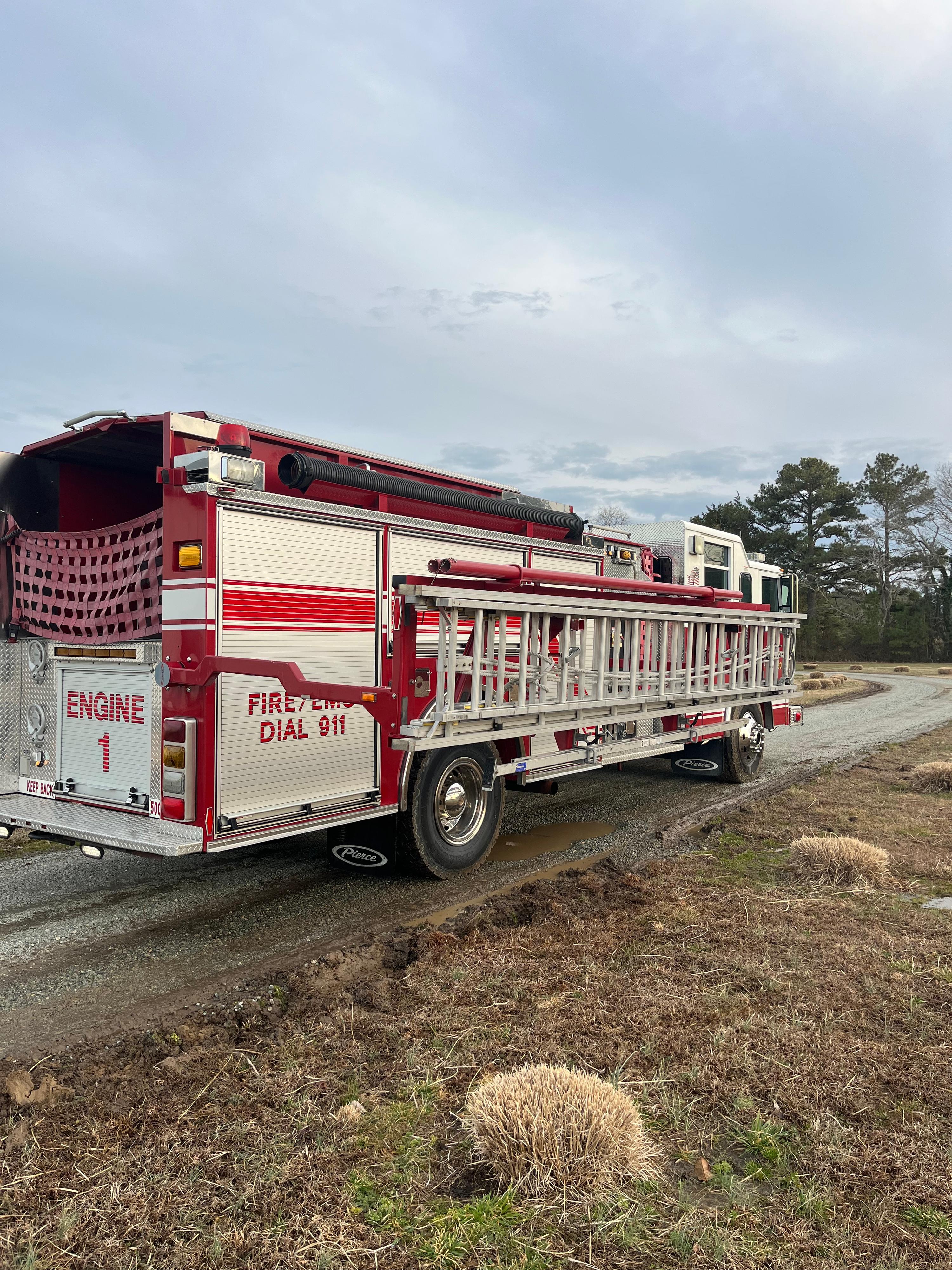 2005 Pierce Enforcer Pumper - image 3