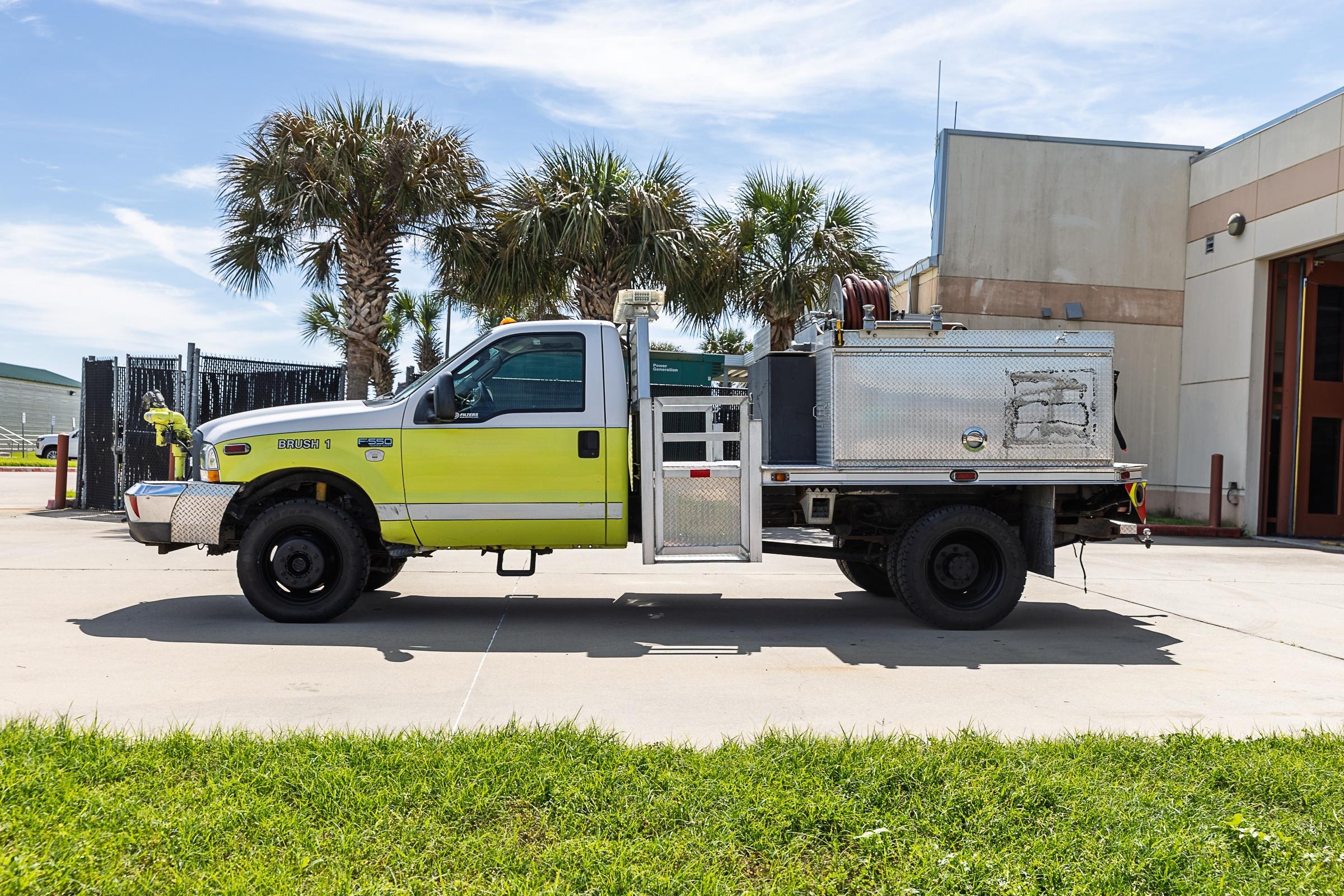2004 Ferrara Ford Brush Truck - image 5