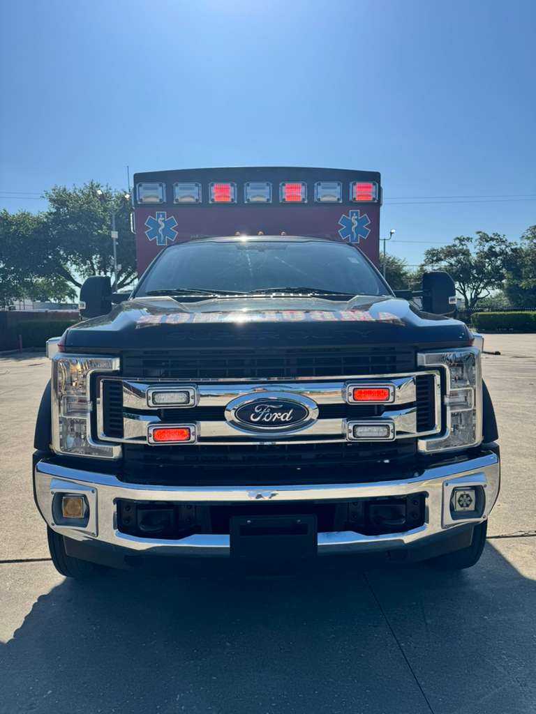 2019 Braun Ford Type I Ambulance — photo 8