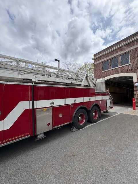 1991 Pierce 100' Aerial — photo 8