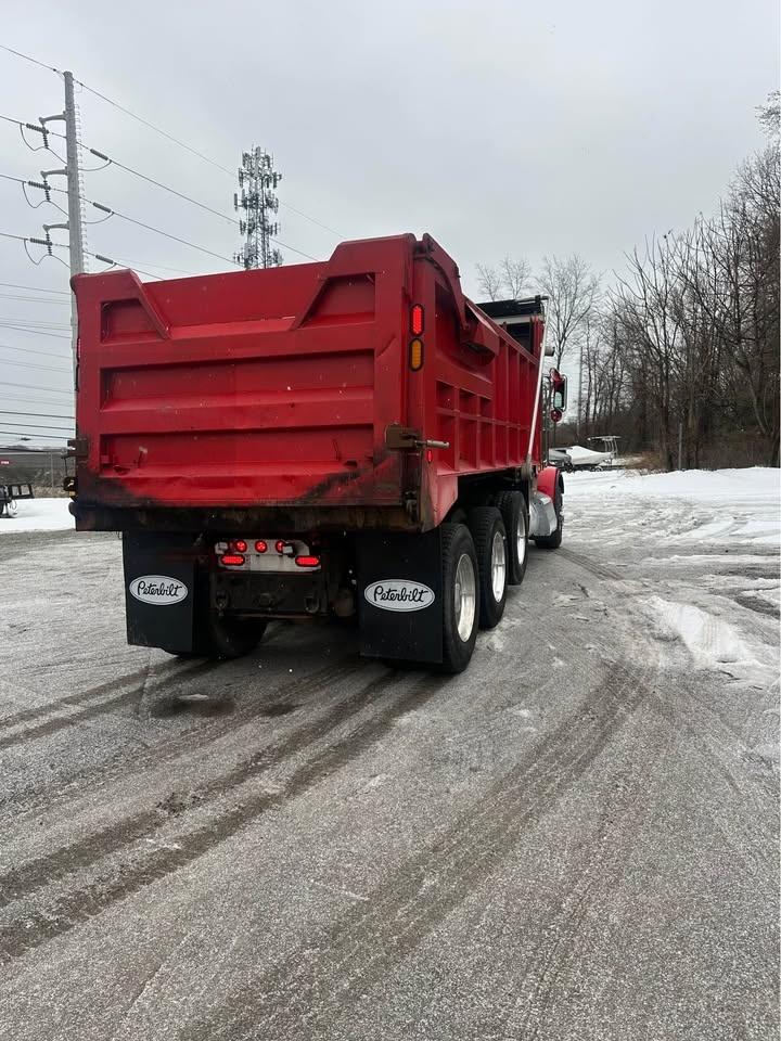 2007 Peterbilt 357 Dump Truck - image 5