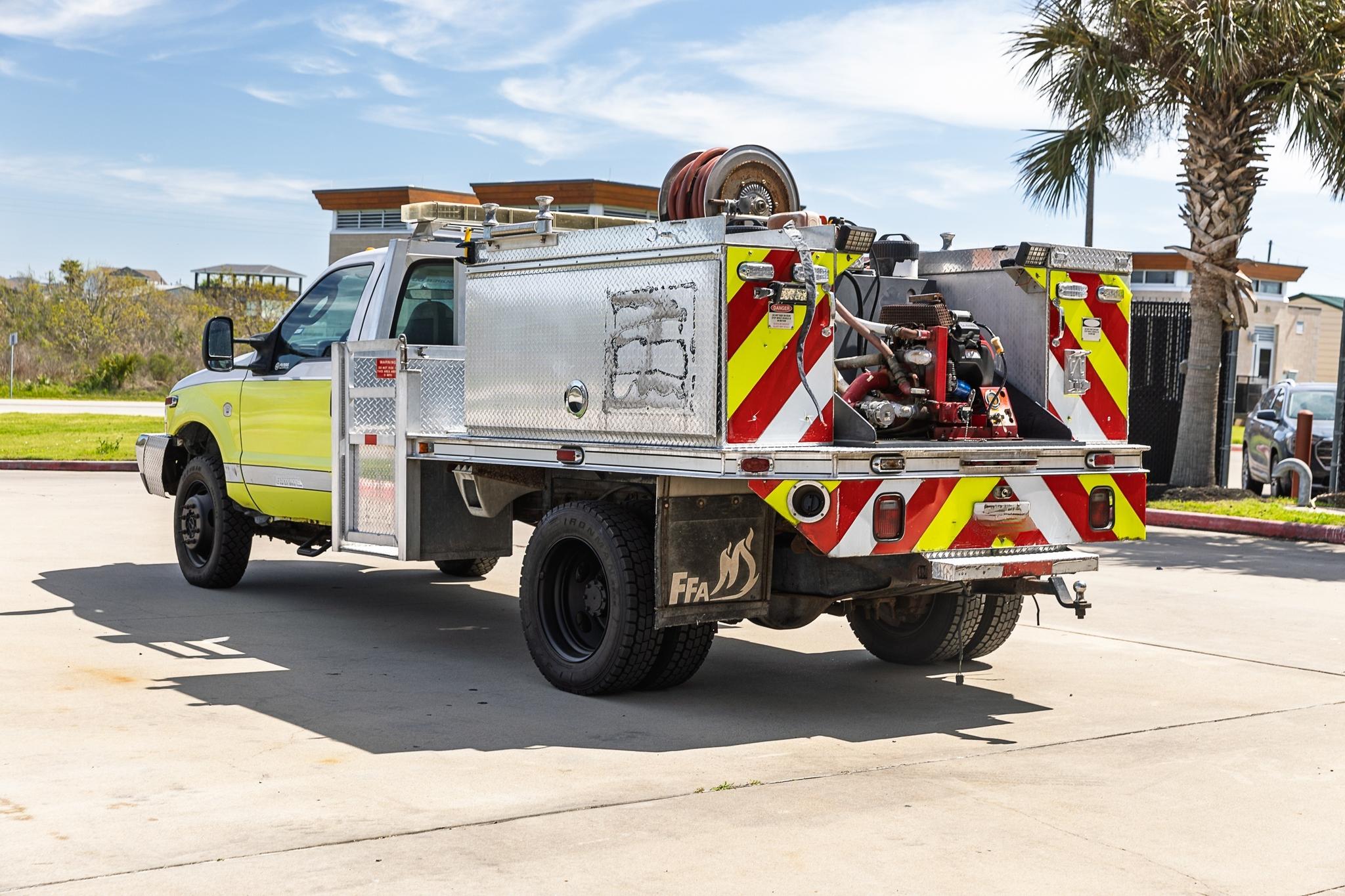 2004 Ferrara Ford Brush Truck - image 4