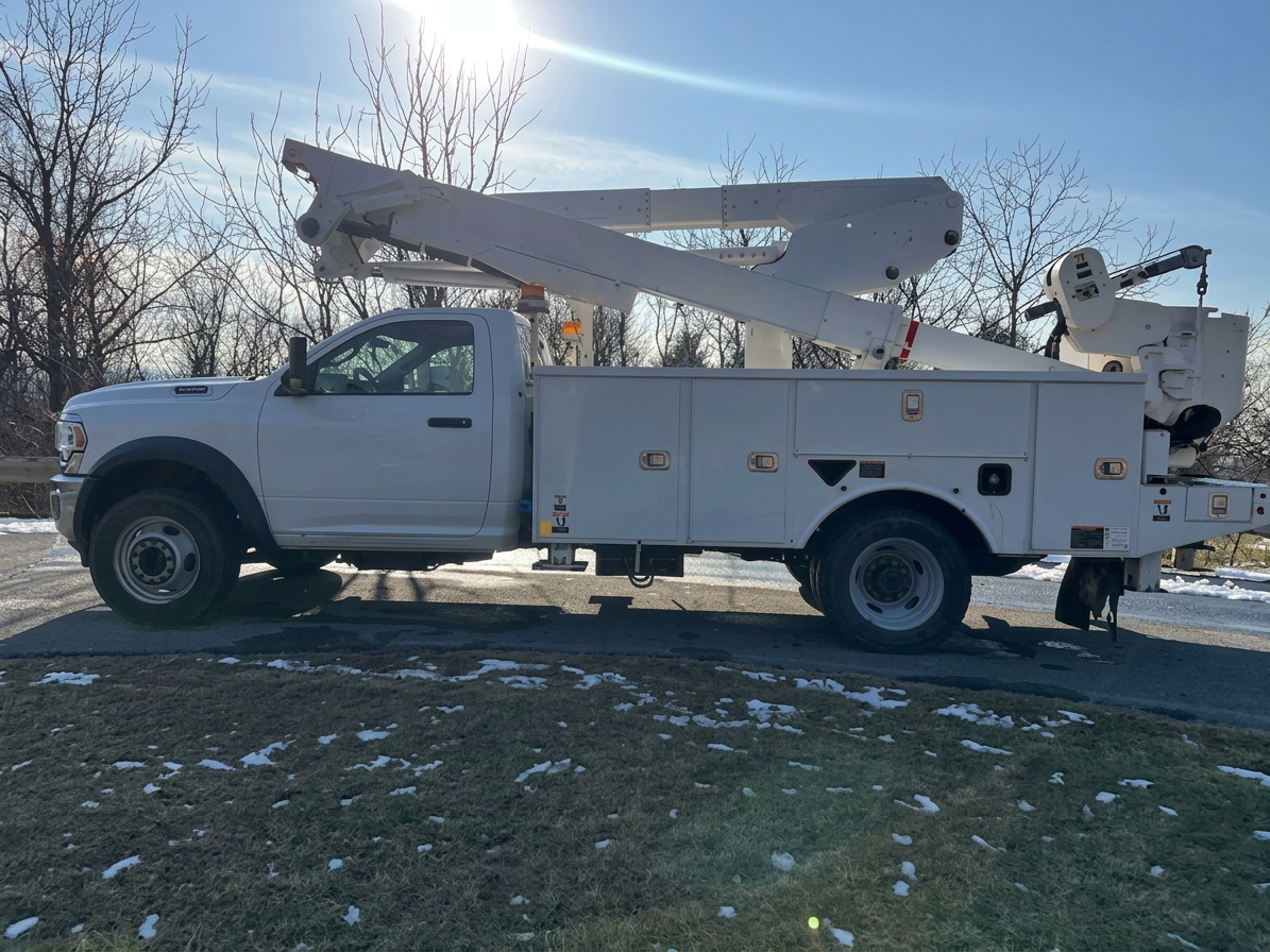 2019 Ram 5500 4x4 Bucket Truck w/ Altec AT48M Boom (53 ft) - image 11