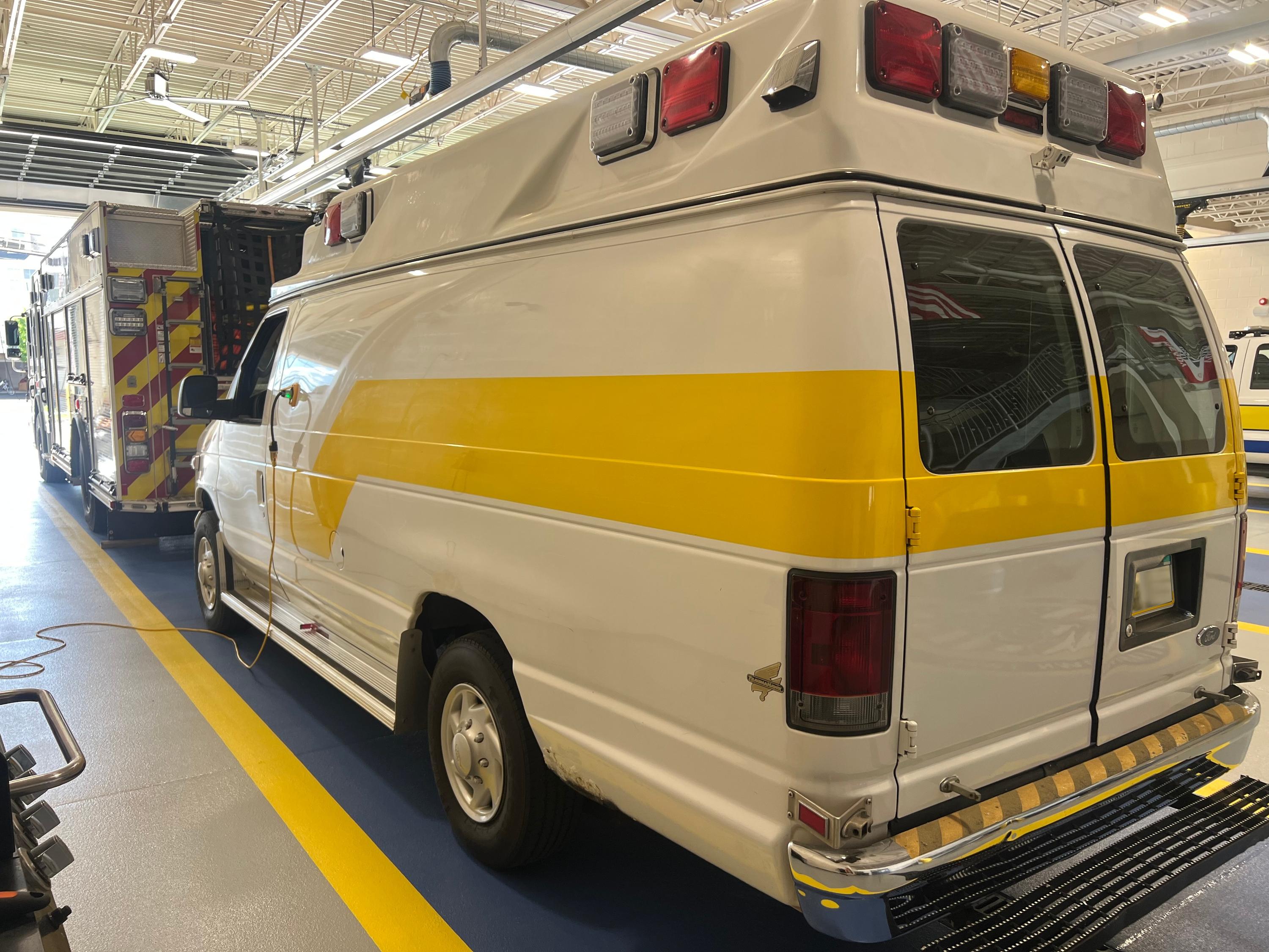 2005 AEV Ford Type II Ambulance - image 2