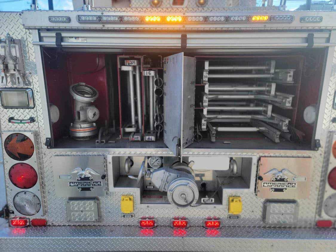 2002 American LaFrance Eagle 85' Tower - image 36